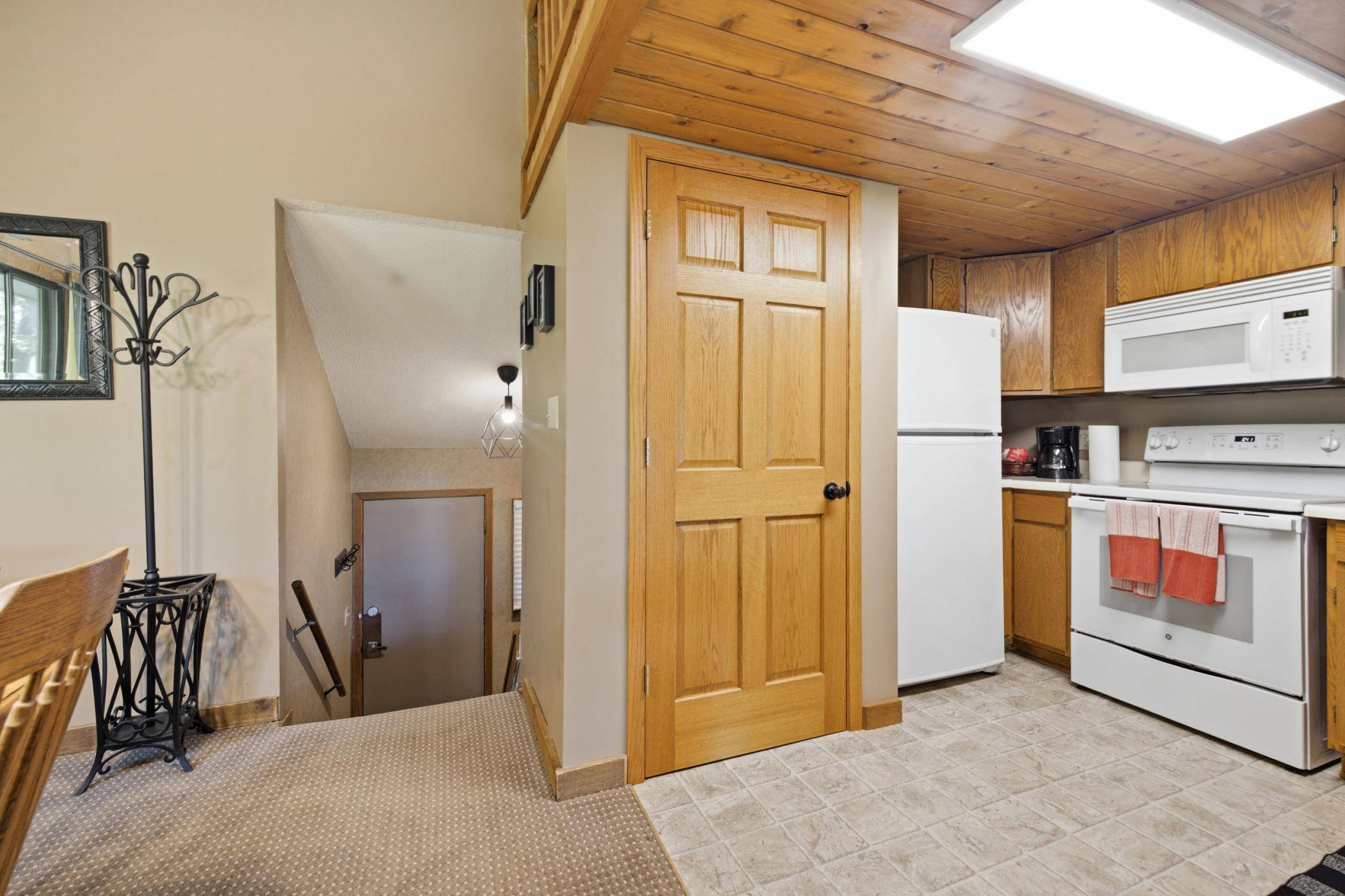30325 N Pinewood DR, Breezy Point, MN 56472