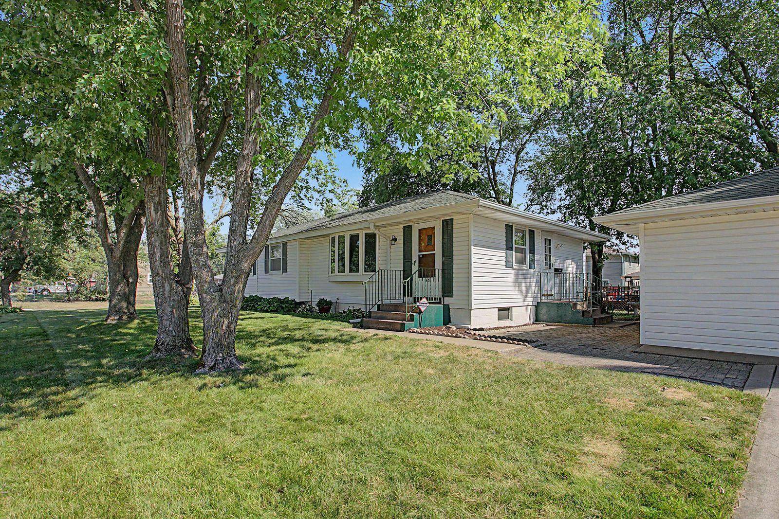 160 109th AVE NE, Blaine, MN 55434