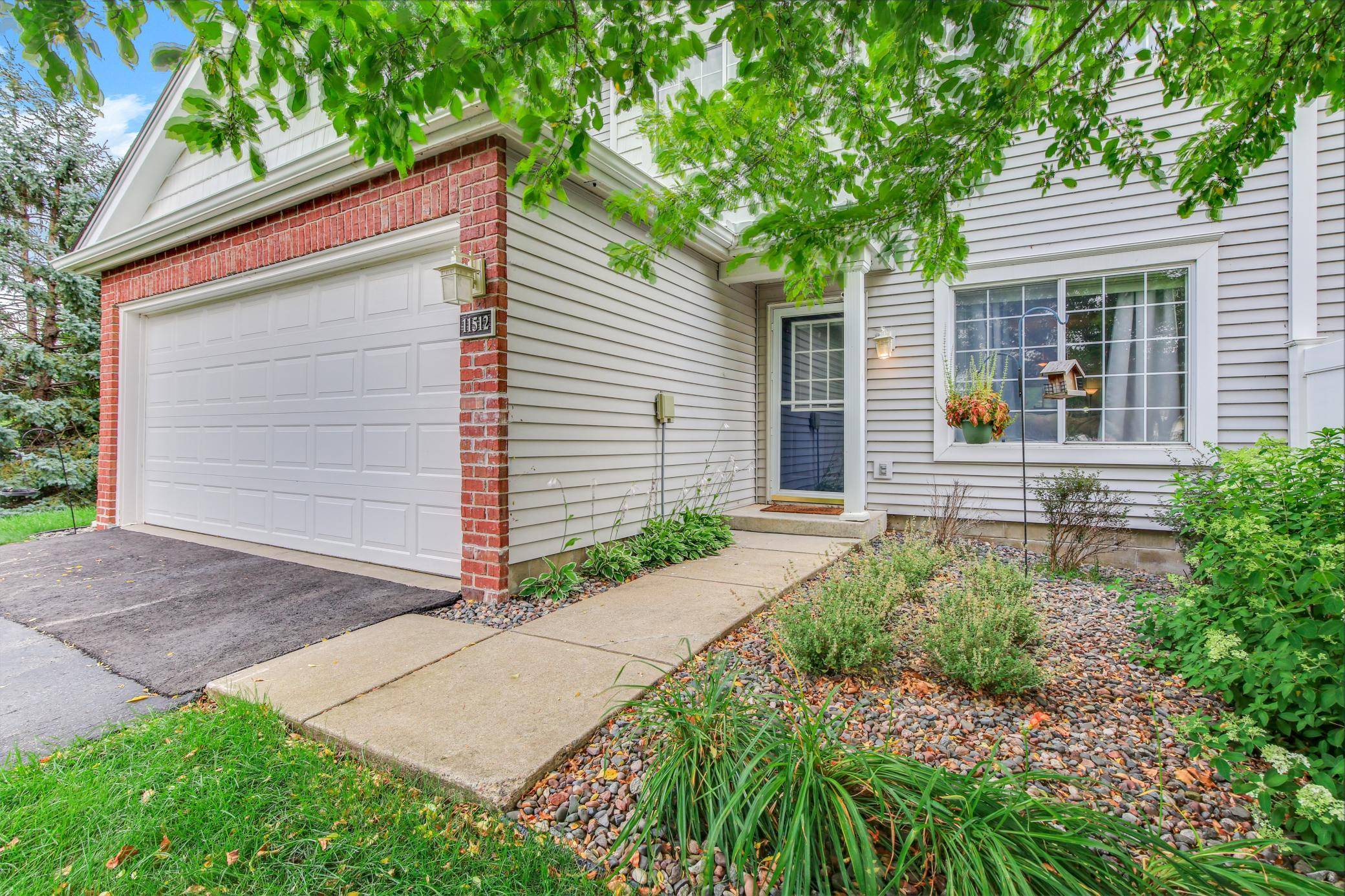 11512 Elmwood AVE N, Champlin, MN 55316