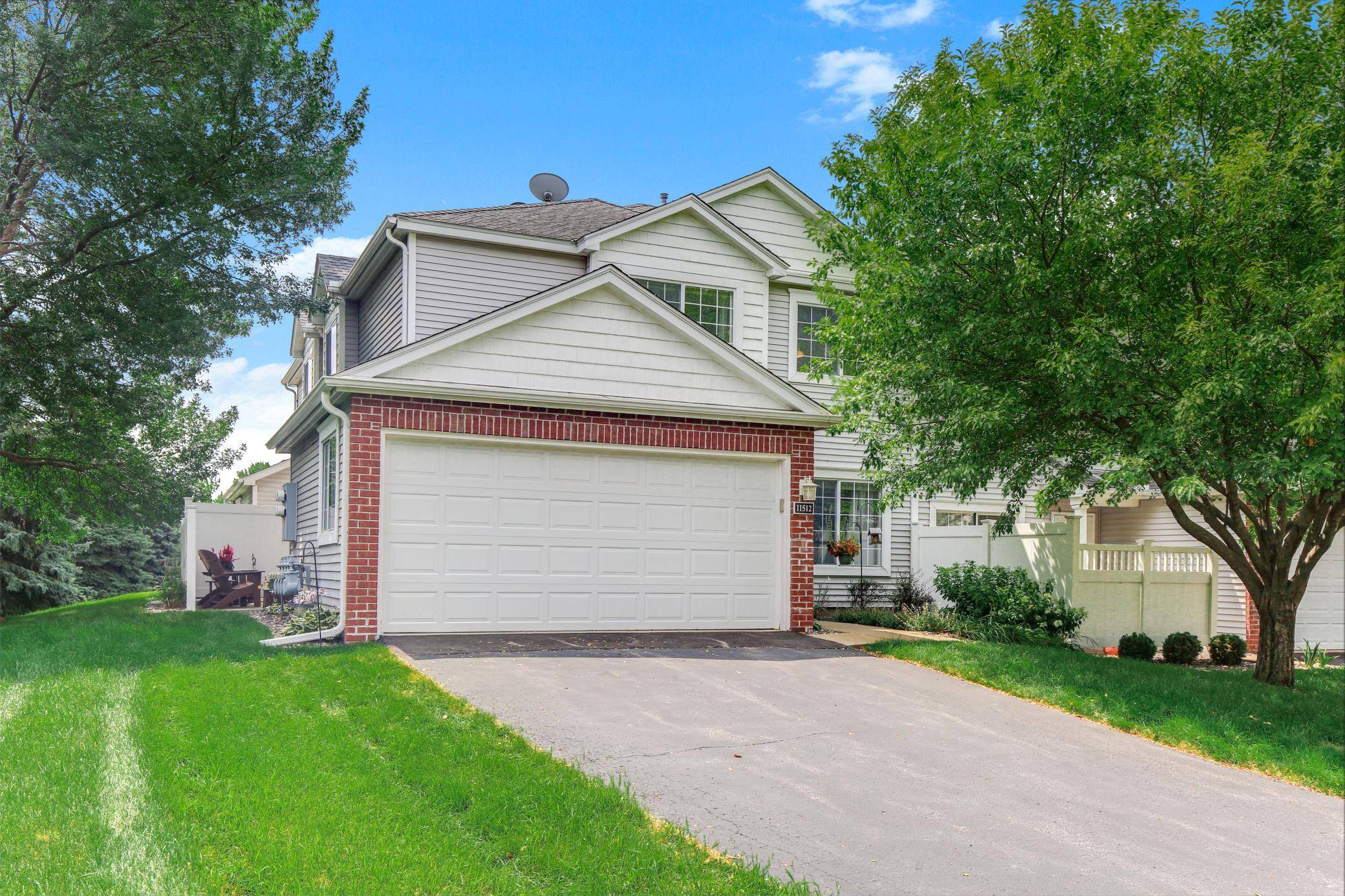 11512 Elmwood AVE N, Champlin, MN 55316