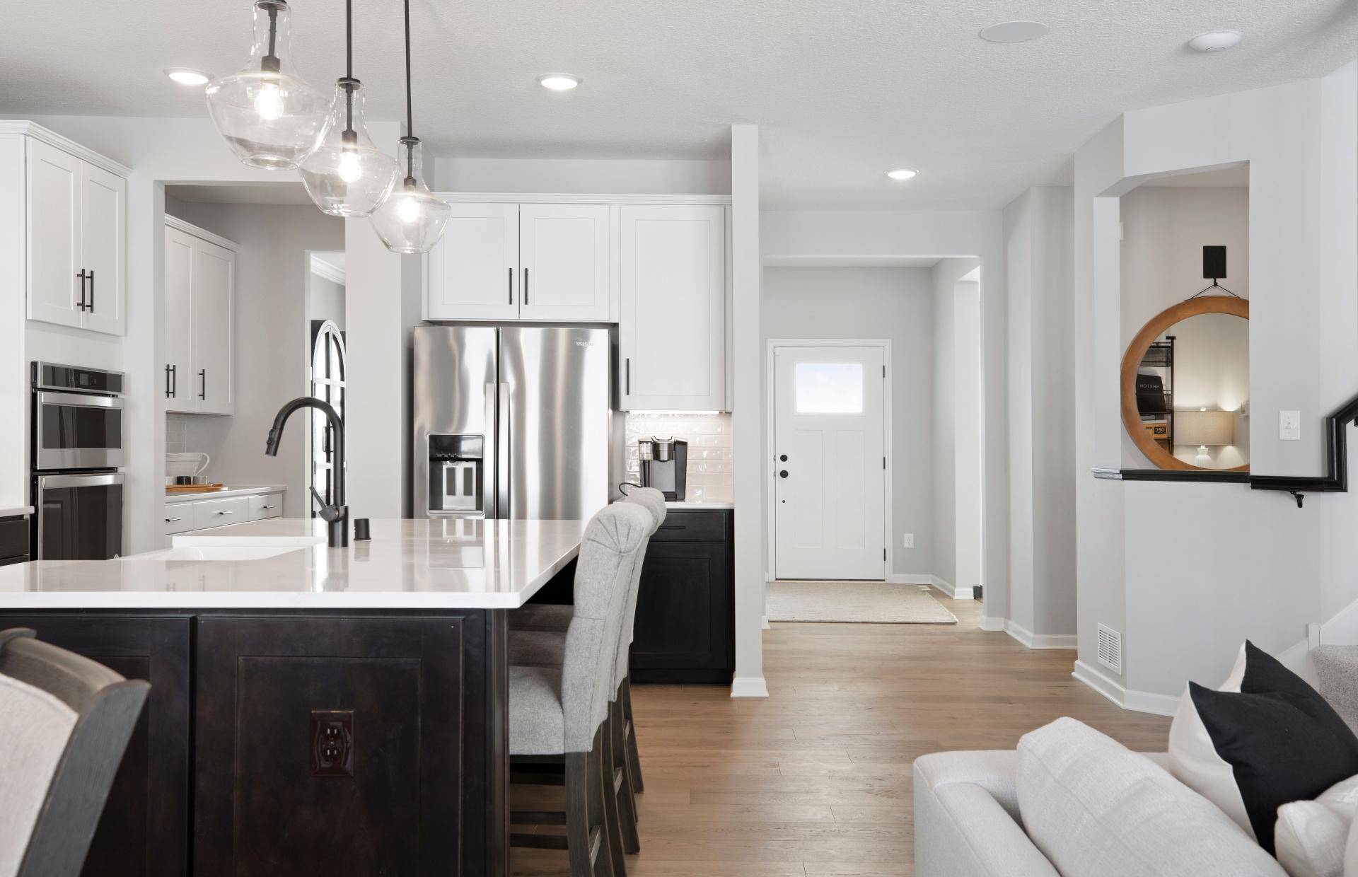 15060 Amber Fields BLVD, Rosemount, MN 55068