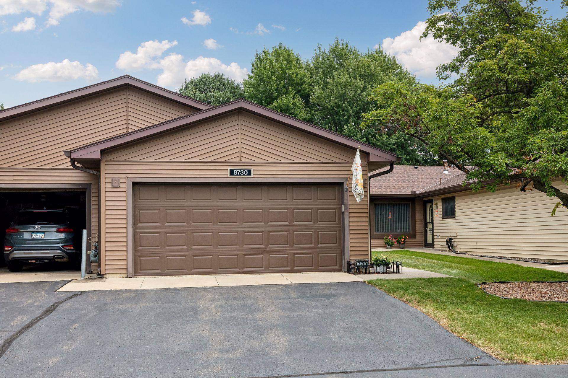 8730 134th ST W, Apple Valley, MN 55124