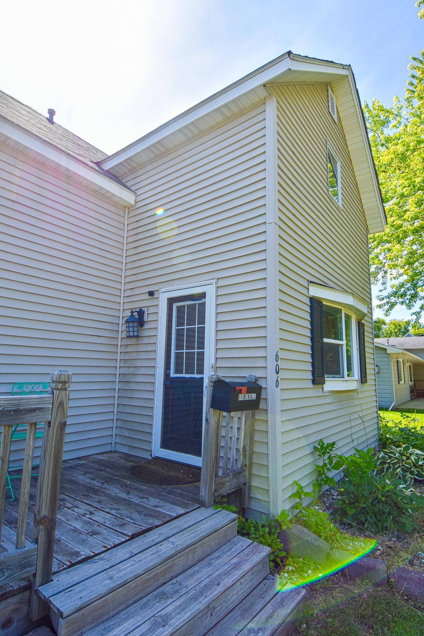 606 Kendall AVE S, Thief River Falls, MN 56701