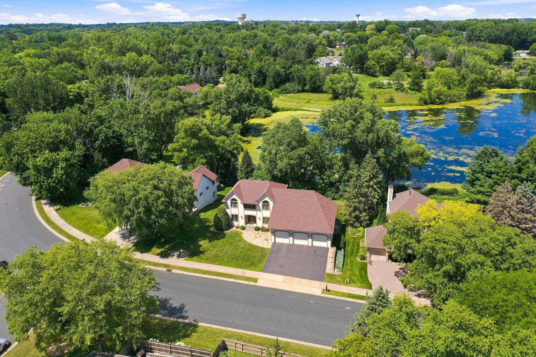 1835 63rd ST E, Inver Grove Heights, MN 55077