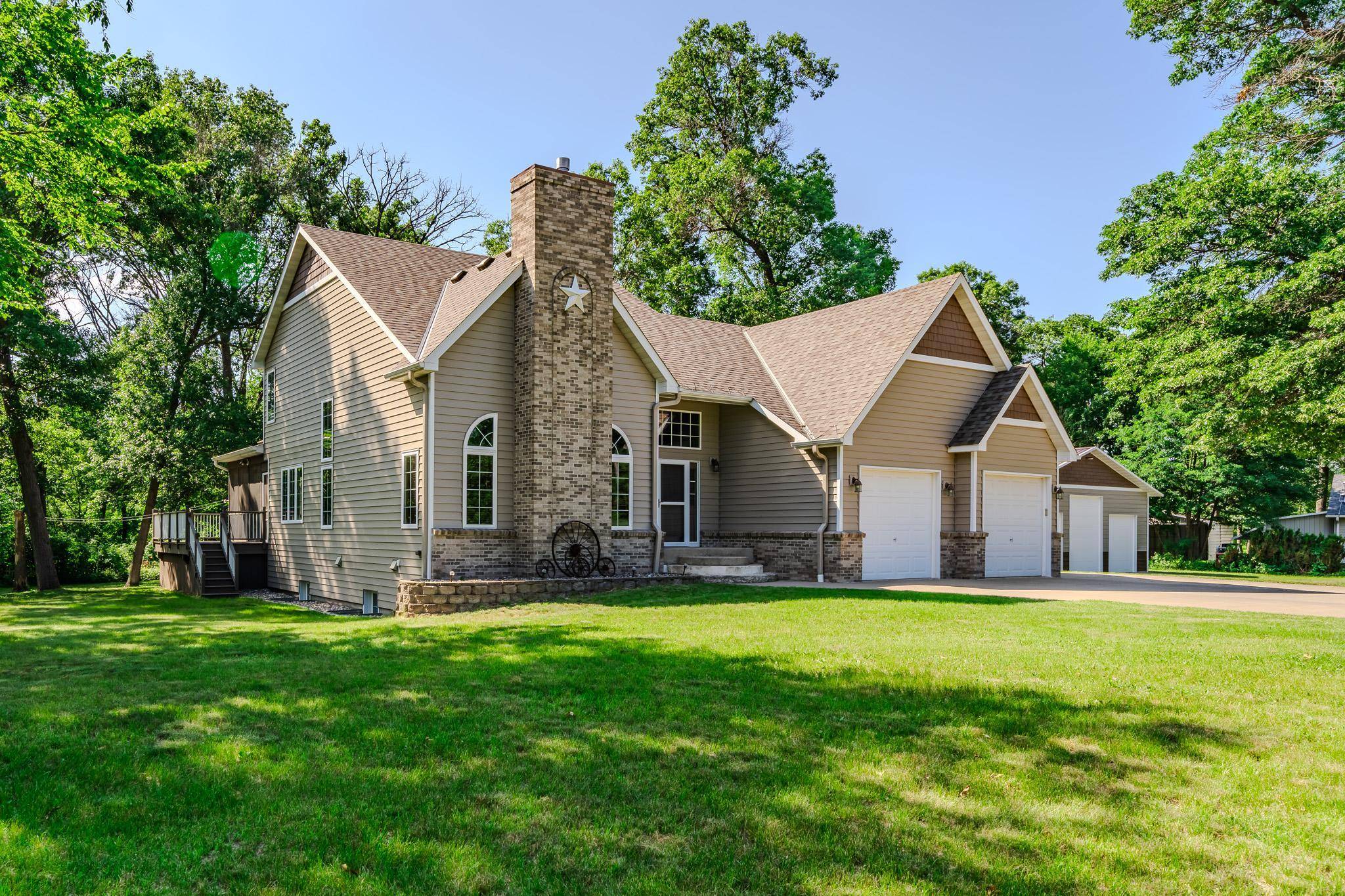 8750 E Beatrice DR, Clear Lake, MN 55319