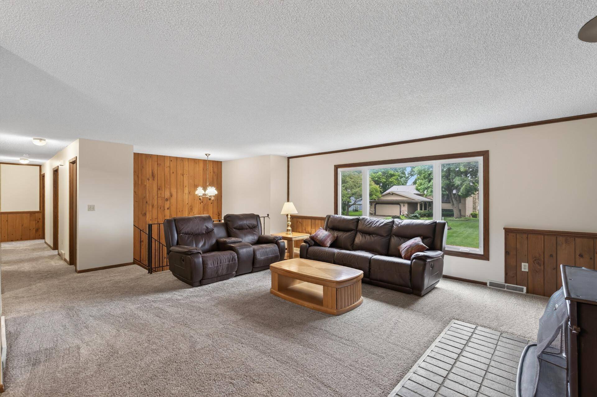 17918 Weaver Lake DR, Maple Grove, MN 55311