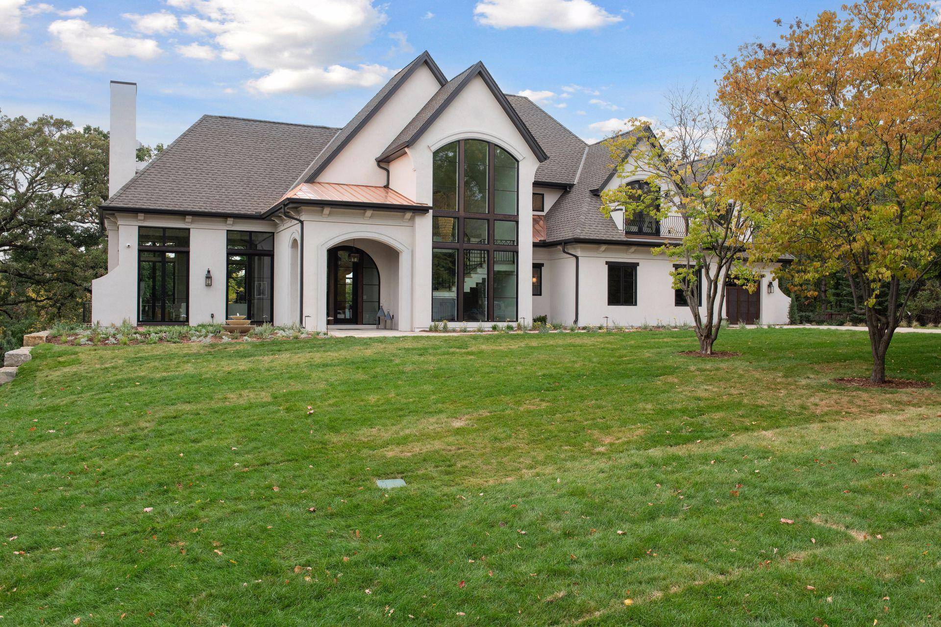 5404 Stauder CIR, Edina, MN 55436