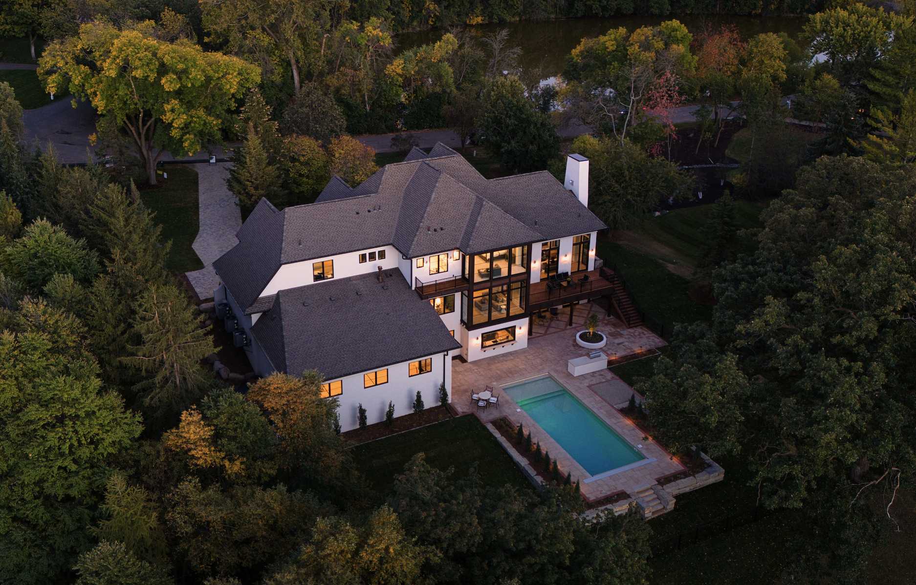5404 Stauder CIR, Edina, MN 55436