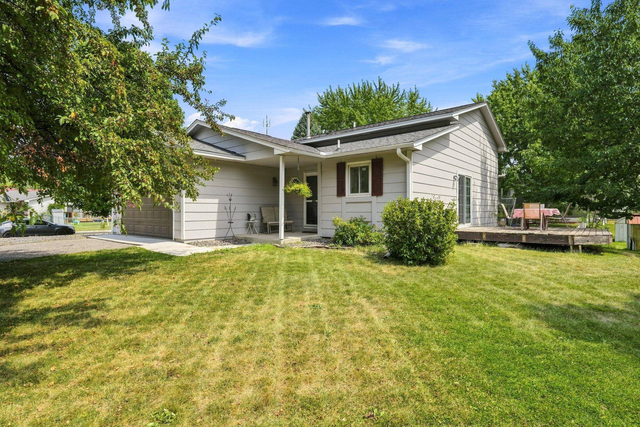 7156 Brian DR, Centerville, MN 55038