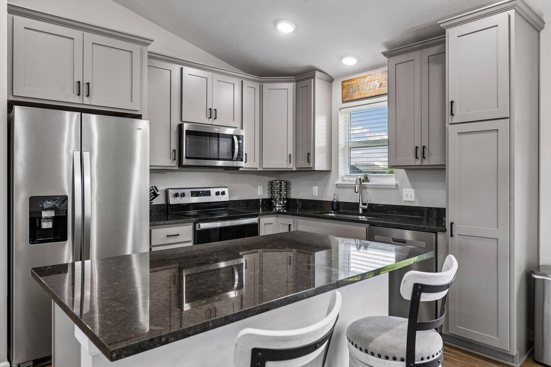 2131 River Bend TRL, Mayer, MN 55360
