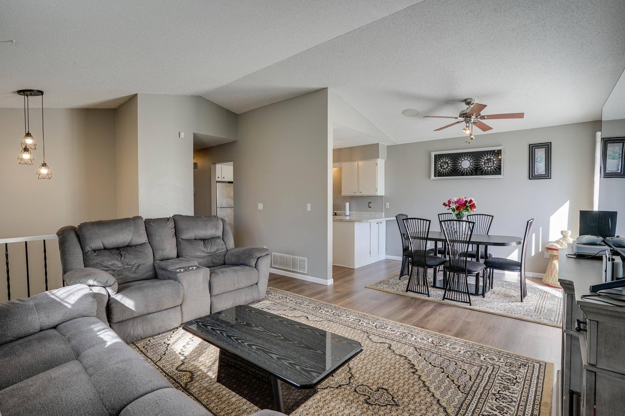 15865 Griffon PATH, Apple Valley, MN 55124