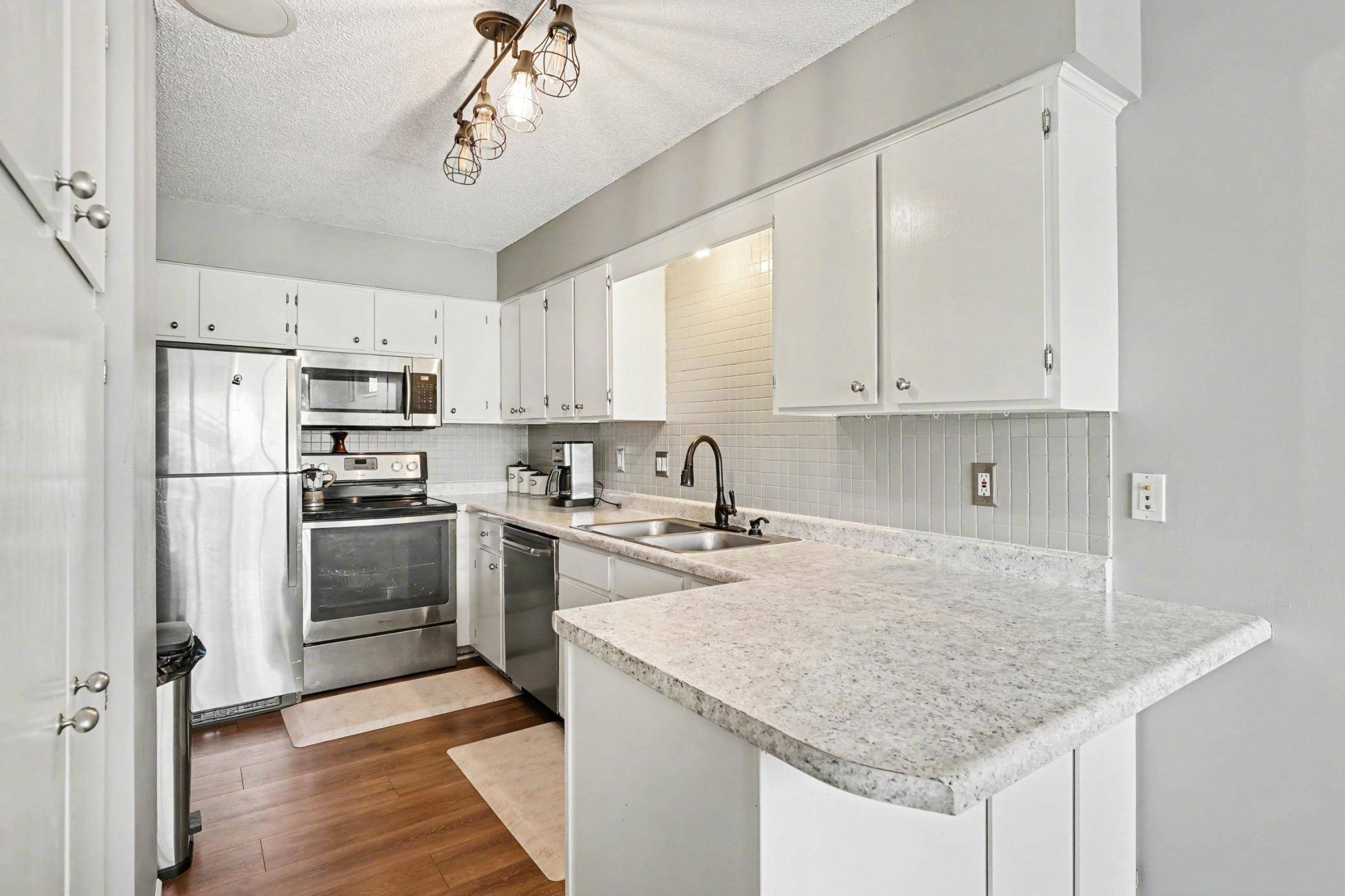 15865 Griffon PATH, Apple Valley, MN 55124