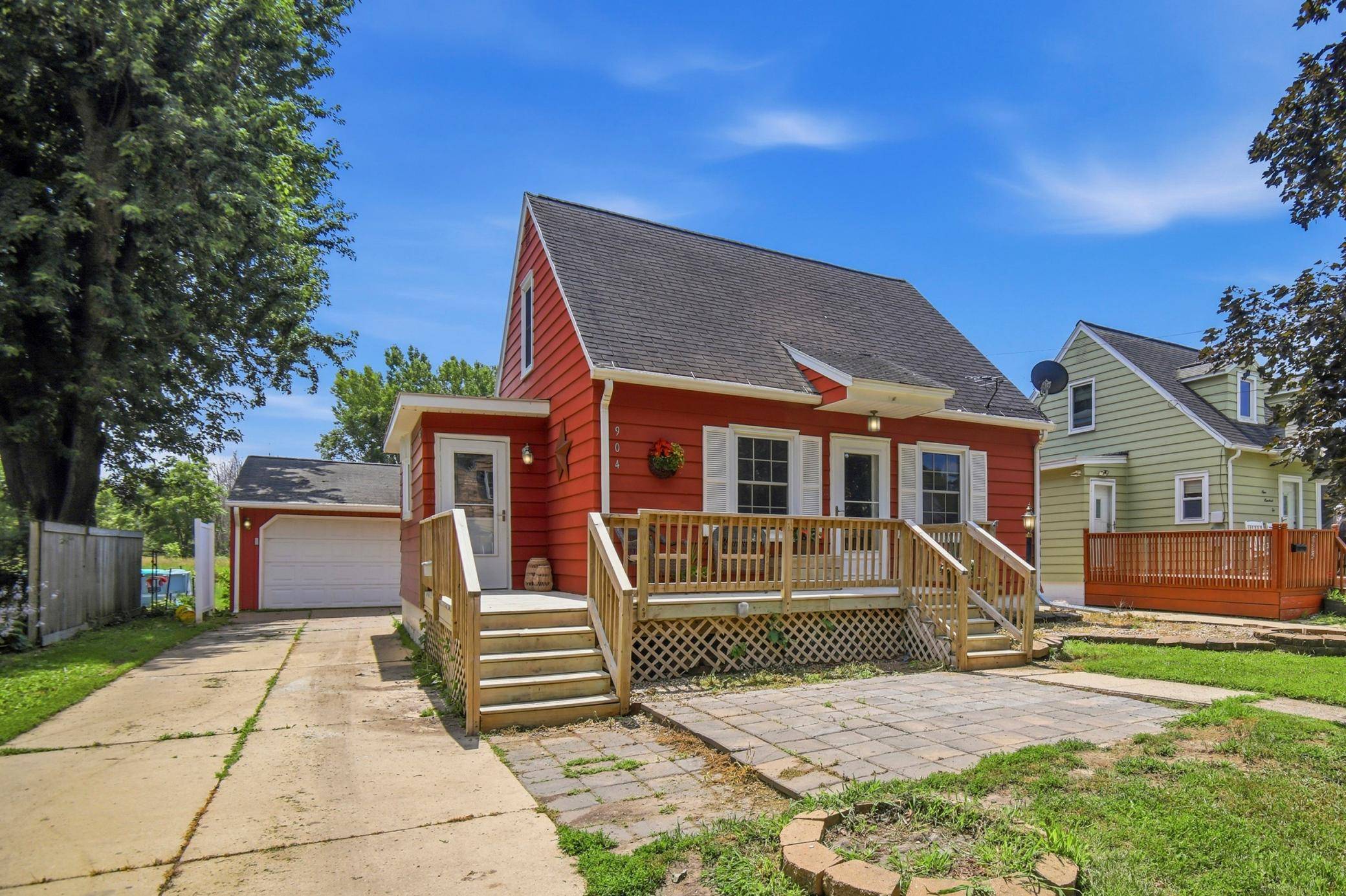 904 14th AVE SE, Austin, MN 55912