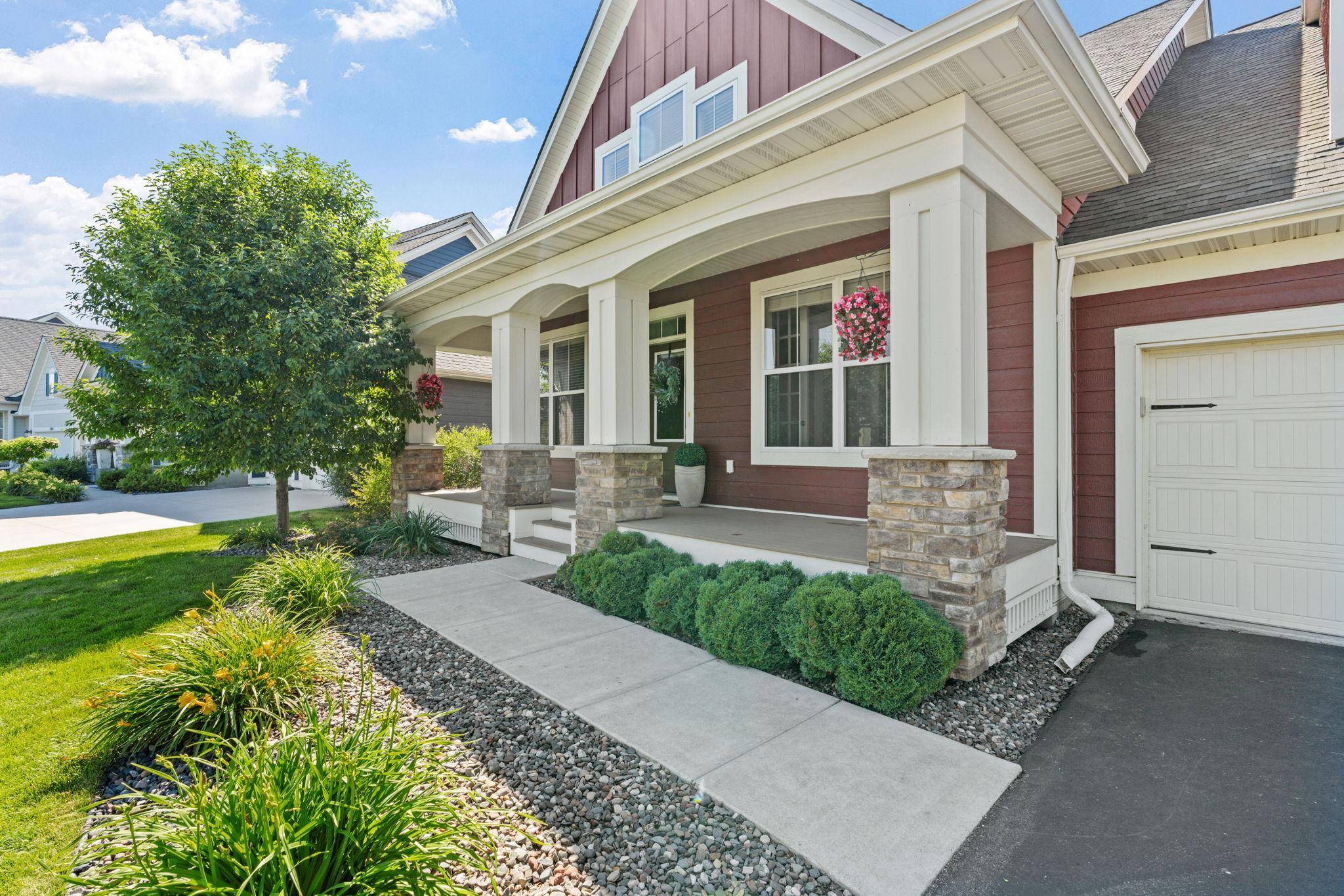 4949 Otter TRL NE, Saint Michael, MN 55376