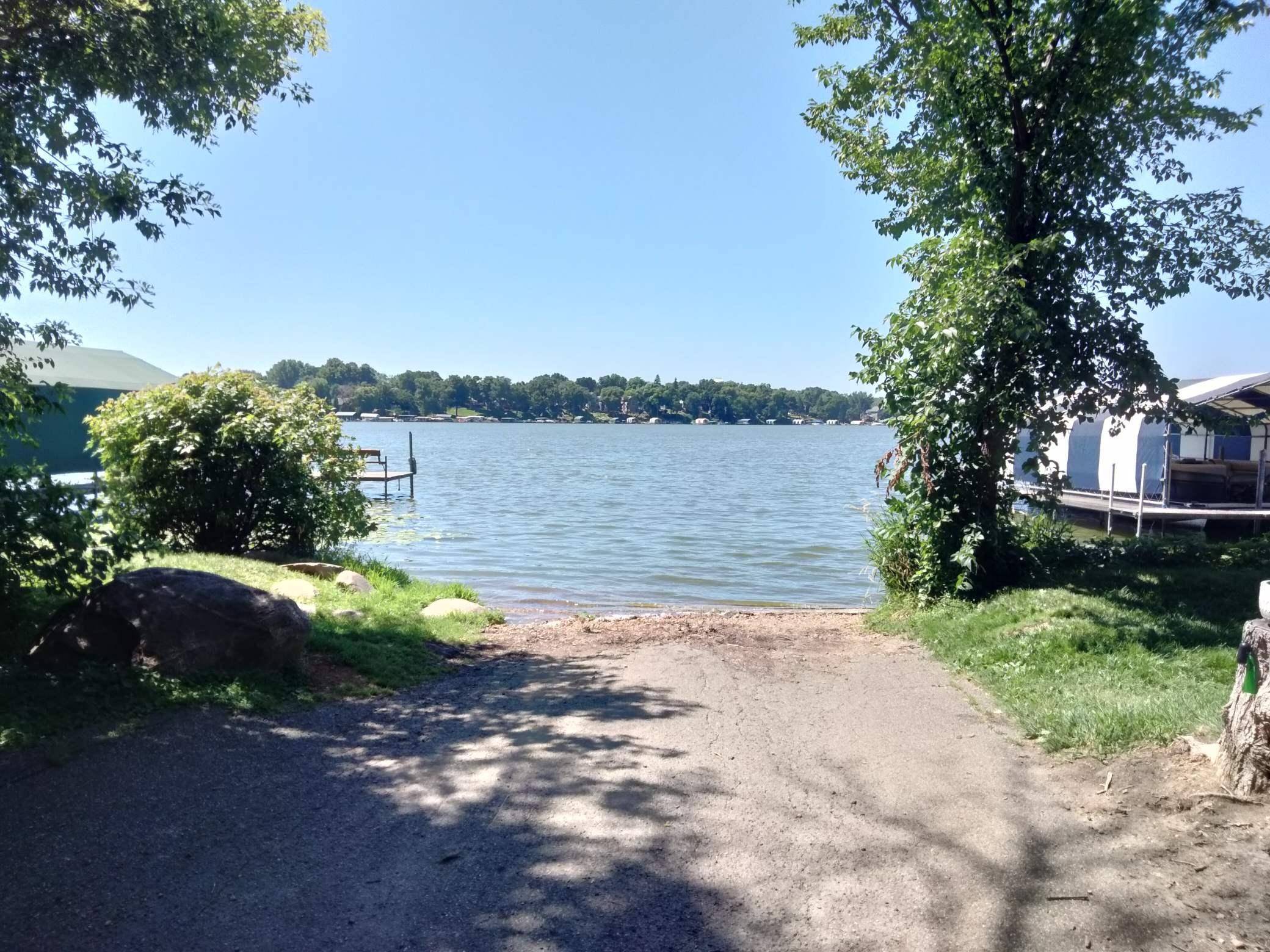 1754 Wildhurst LN, Mound, MN 55364