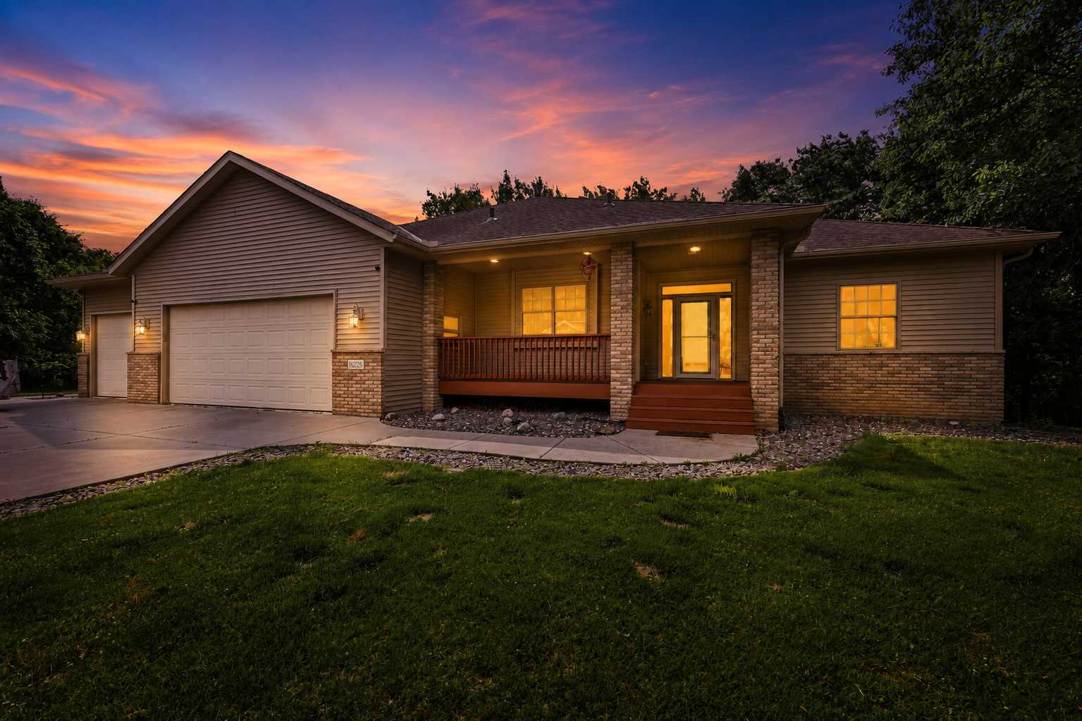 18225 221st AVE NW, Big Lake, MN 55309