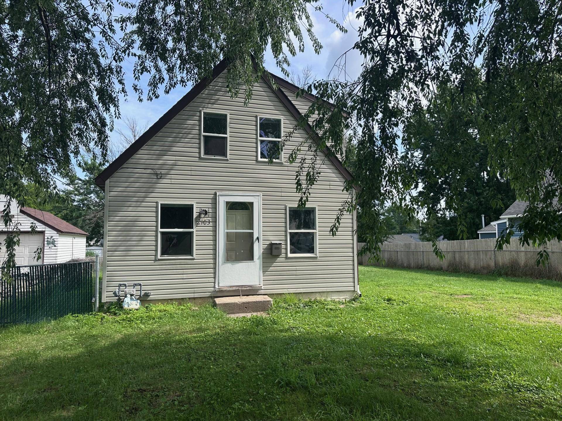 2103 3rd AVE NE, Austin, MN 55912