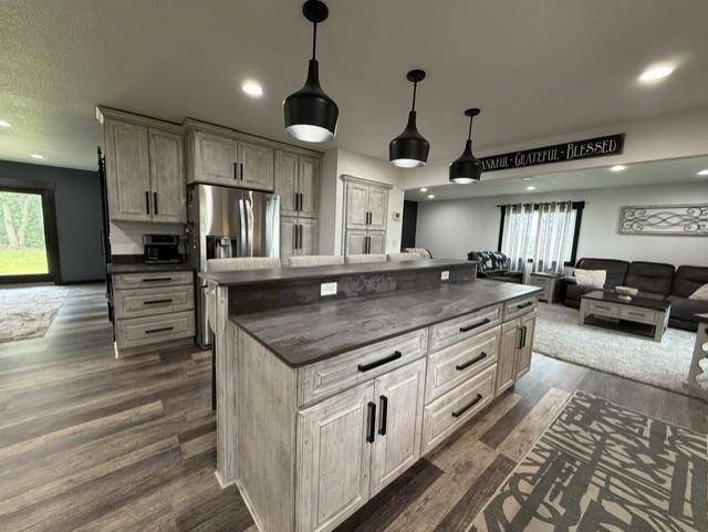 48437 County Road 28, Windom, MN 56101