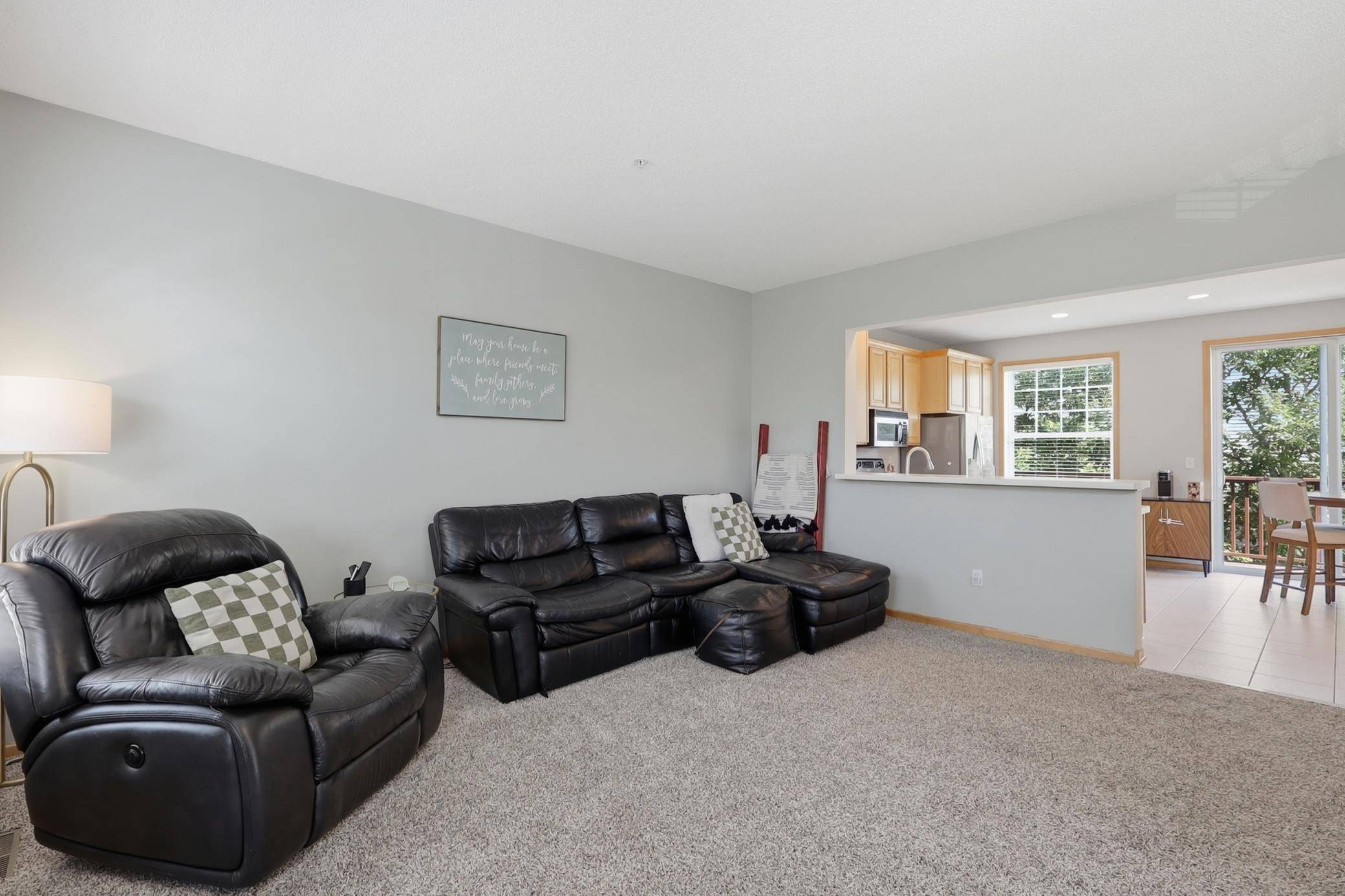 2066 Wellens ST, Chaska, MN 55318