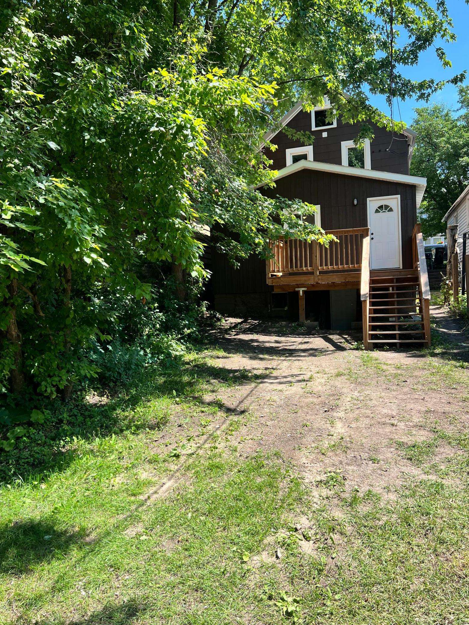 208 6th AVE, Bovey, MN 55709
