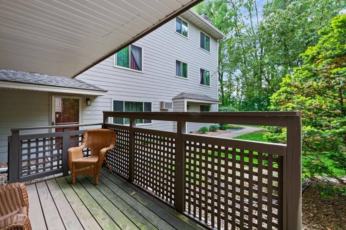 2110 Ridge DR #13, Saint Louis Park, MN 55416