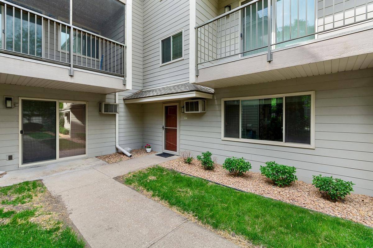 2110 Ridge DR #13, Saint Louis Park, MN 55416