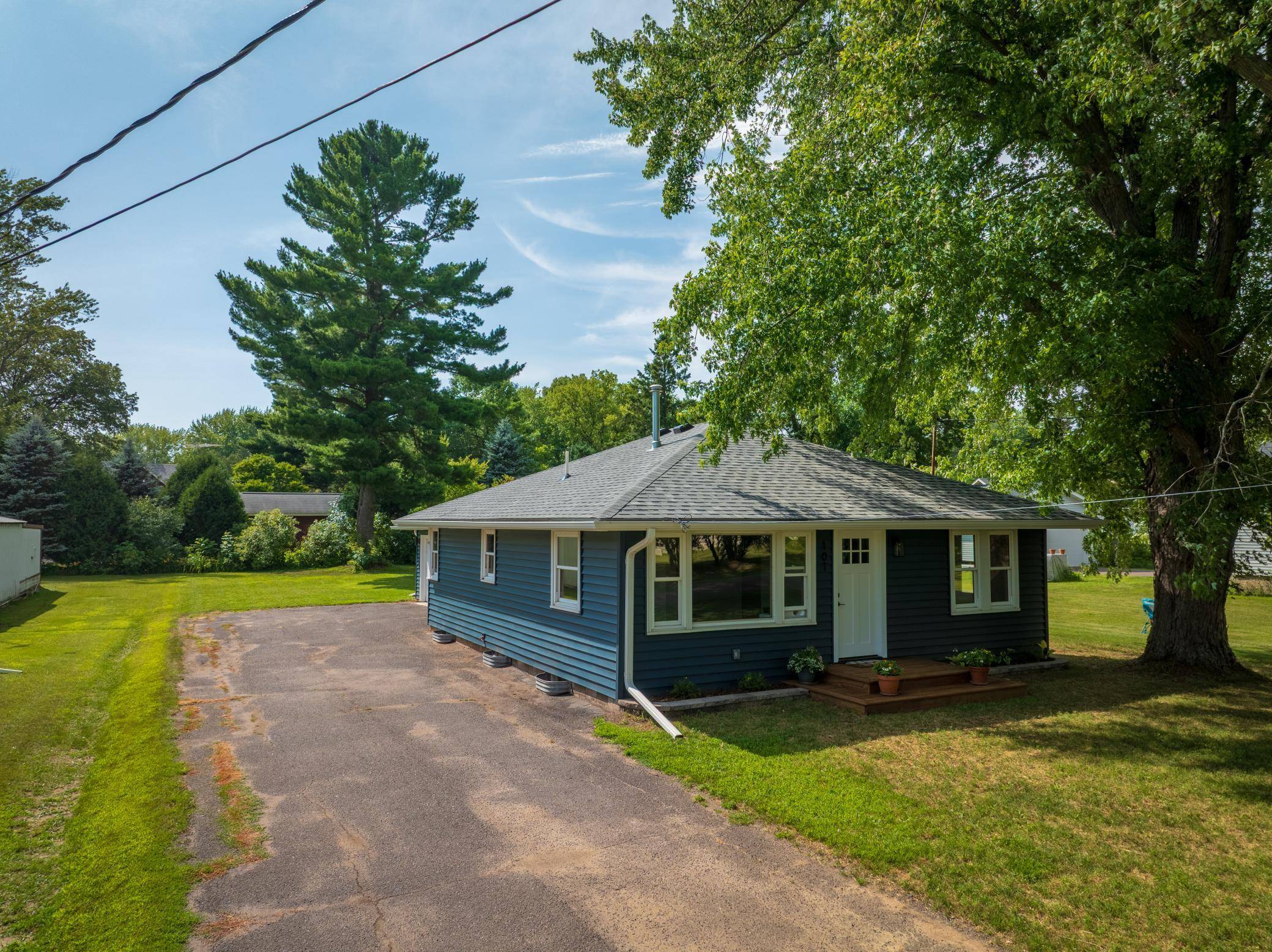 101 Dunn AVE N, Hinckley, MN 55037
