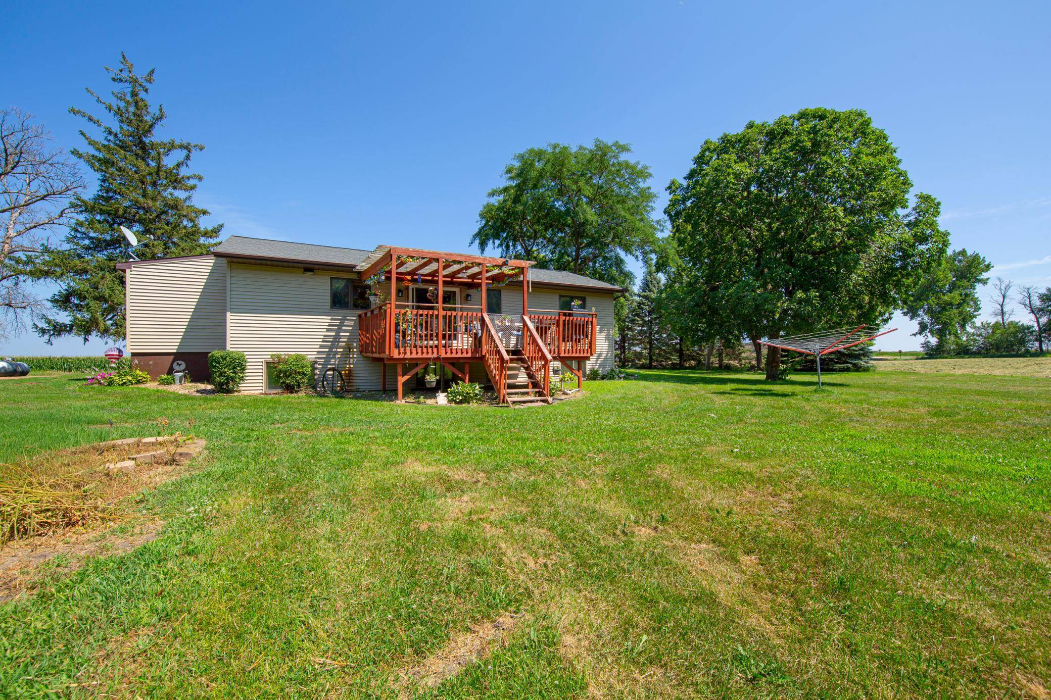 35907 530th AVE, Bingham Lake, MN 56118