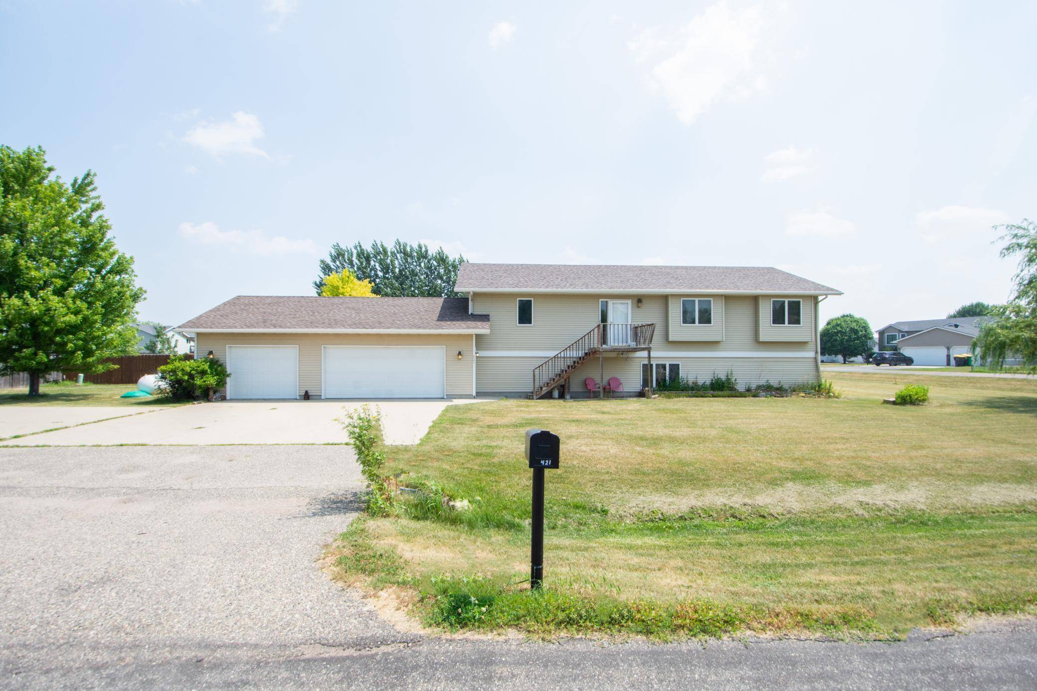 421 Lind BLVD, Harwood, ND 58042