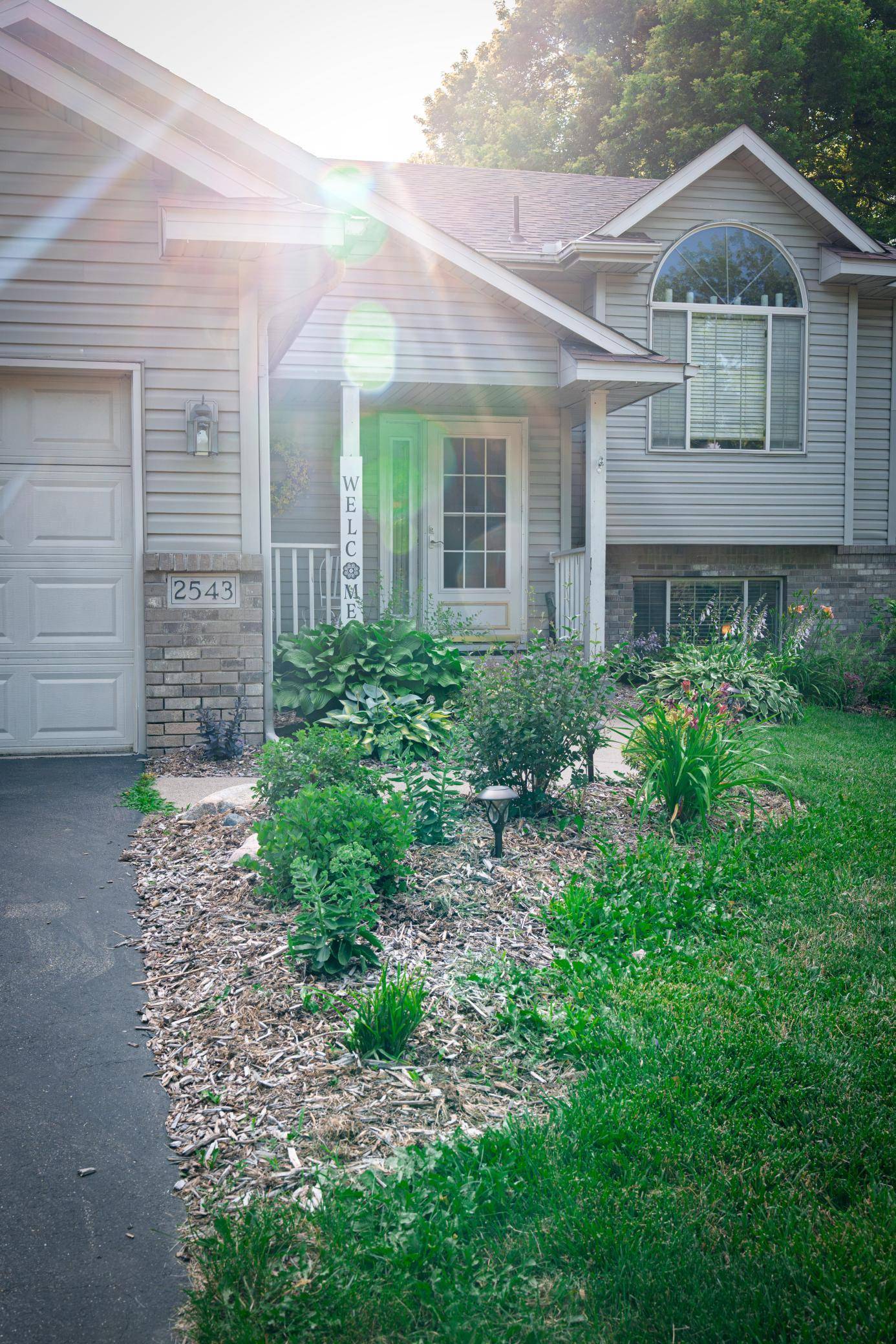 2543 Cypress ST, Maplewood, MN 55109