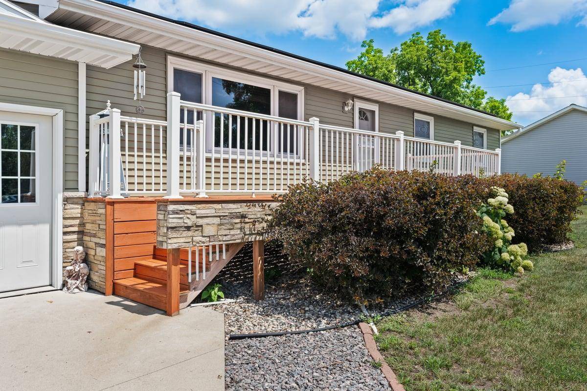 219 5th ST SE, Madelia, MN 56062