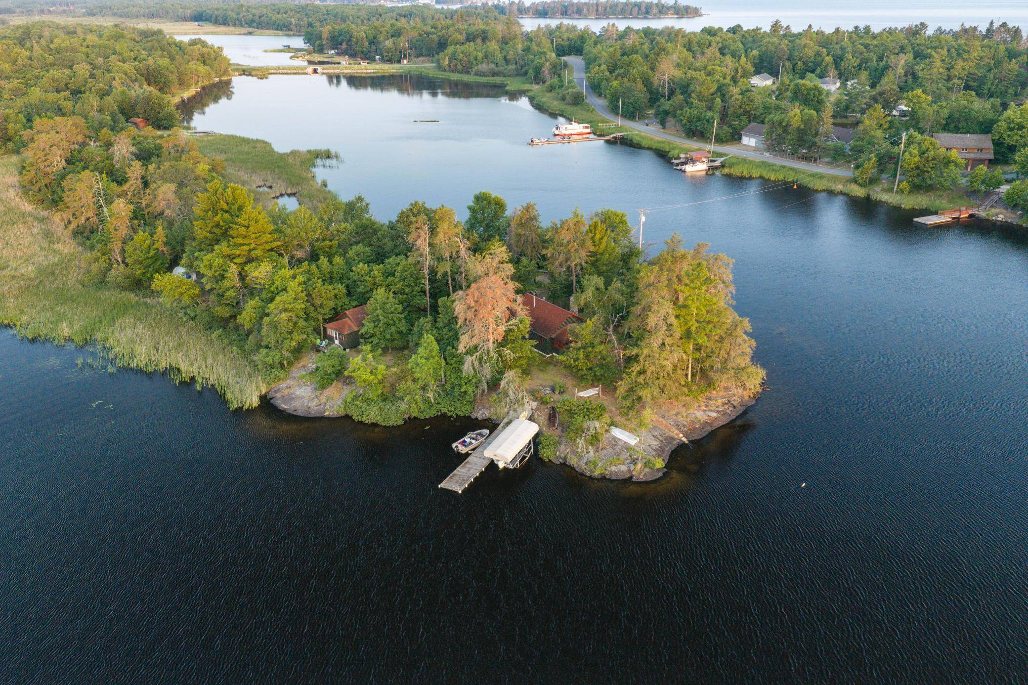 1922 Vellieux IS, International Falls, MN 56649