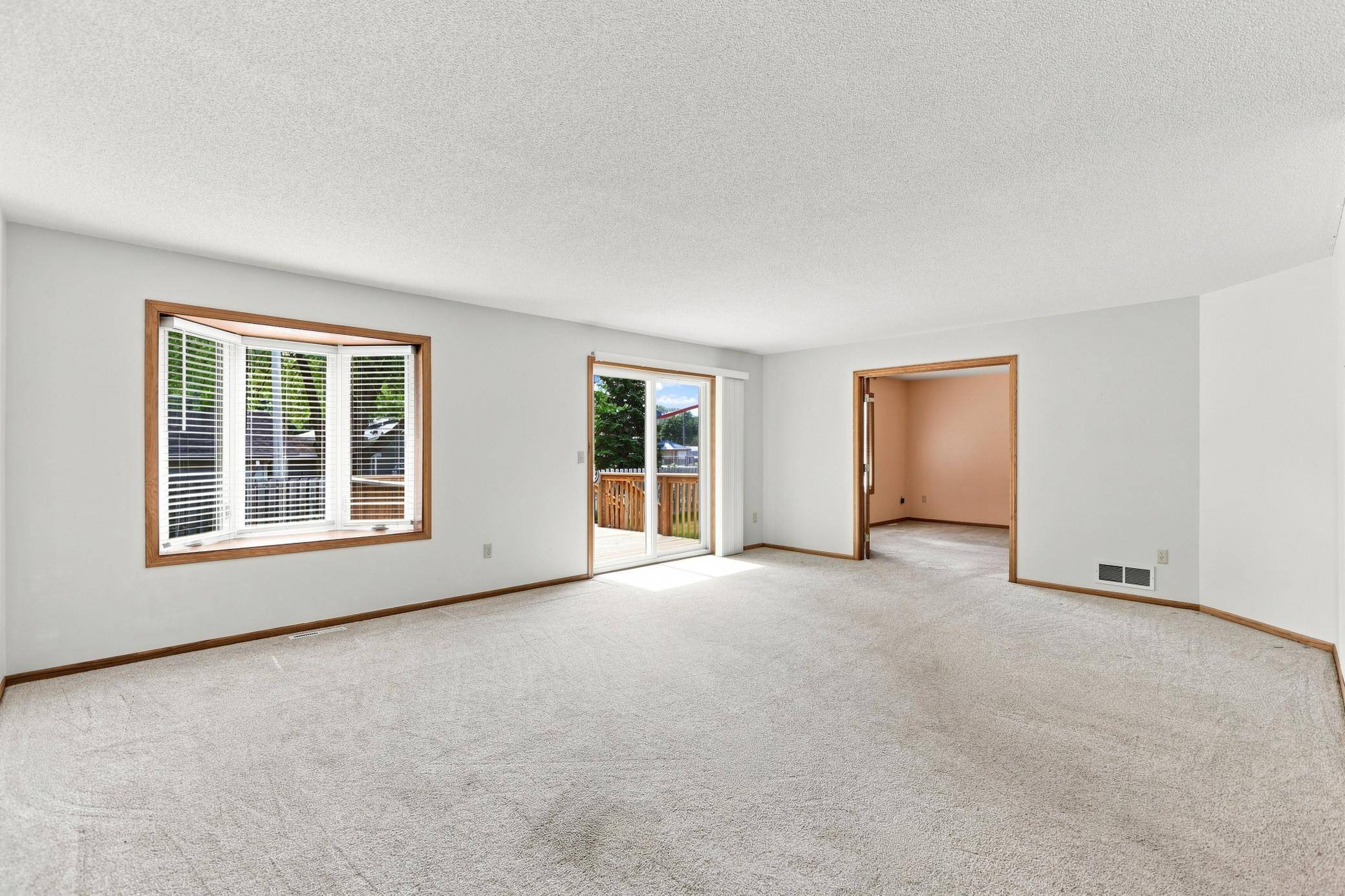 616 Jefferson AVE SW, Watertown, MN 55388