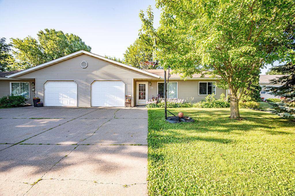 561 Burton CIR, Ellsworth, WI 54011