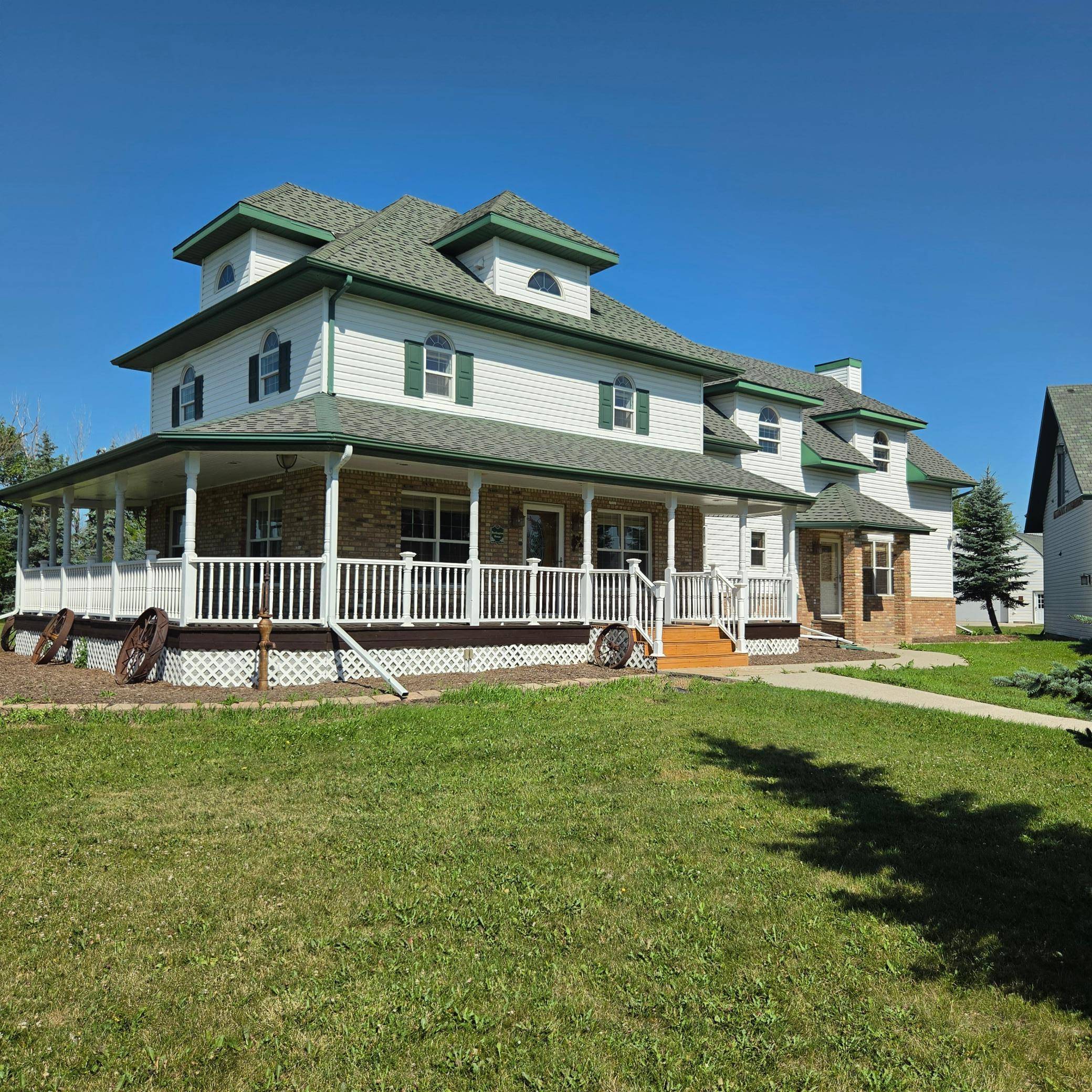 5684 Highway 10, Dilworth, MN 56529
