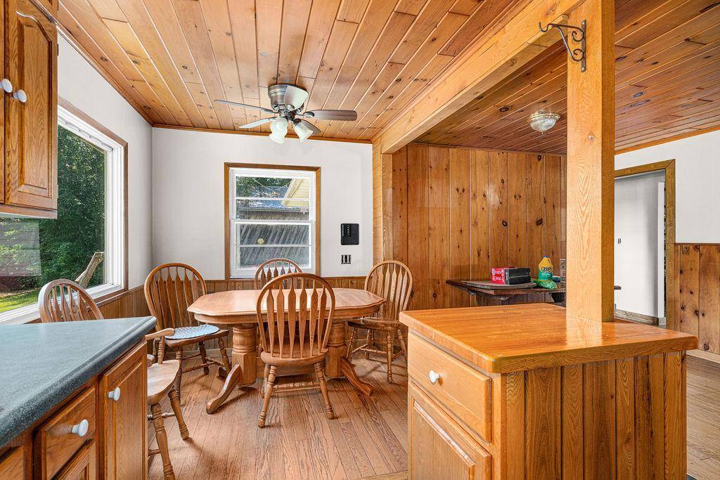 2592 Strandberg RD, Barnum, MN 55707