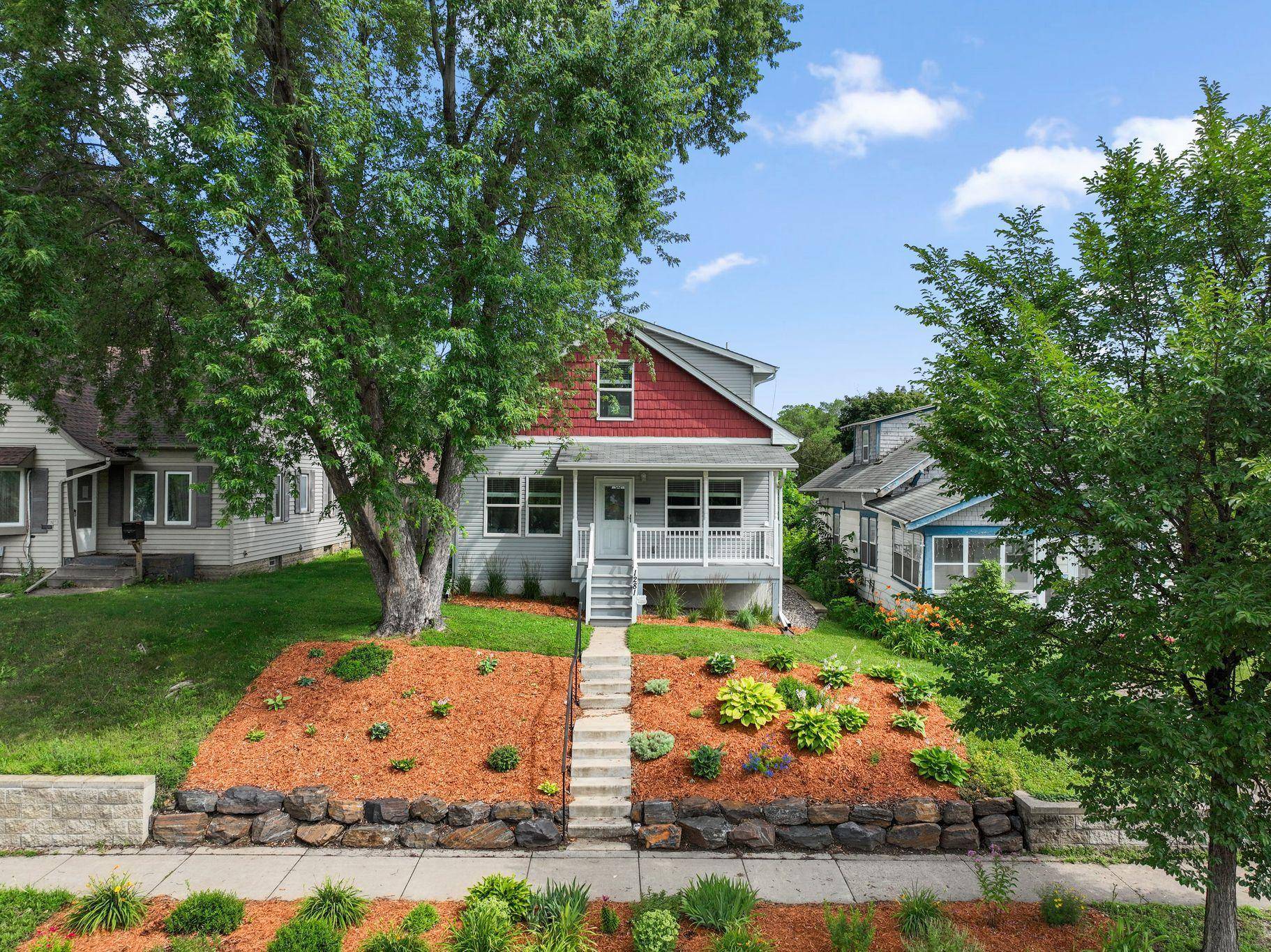 1281 3rd ST E, Saint Paul, MN 55106