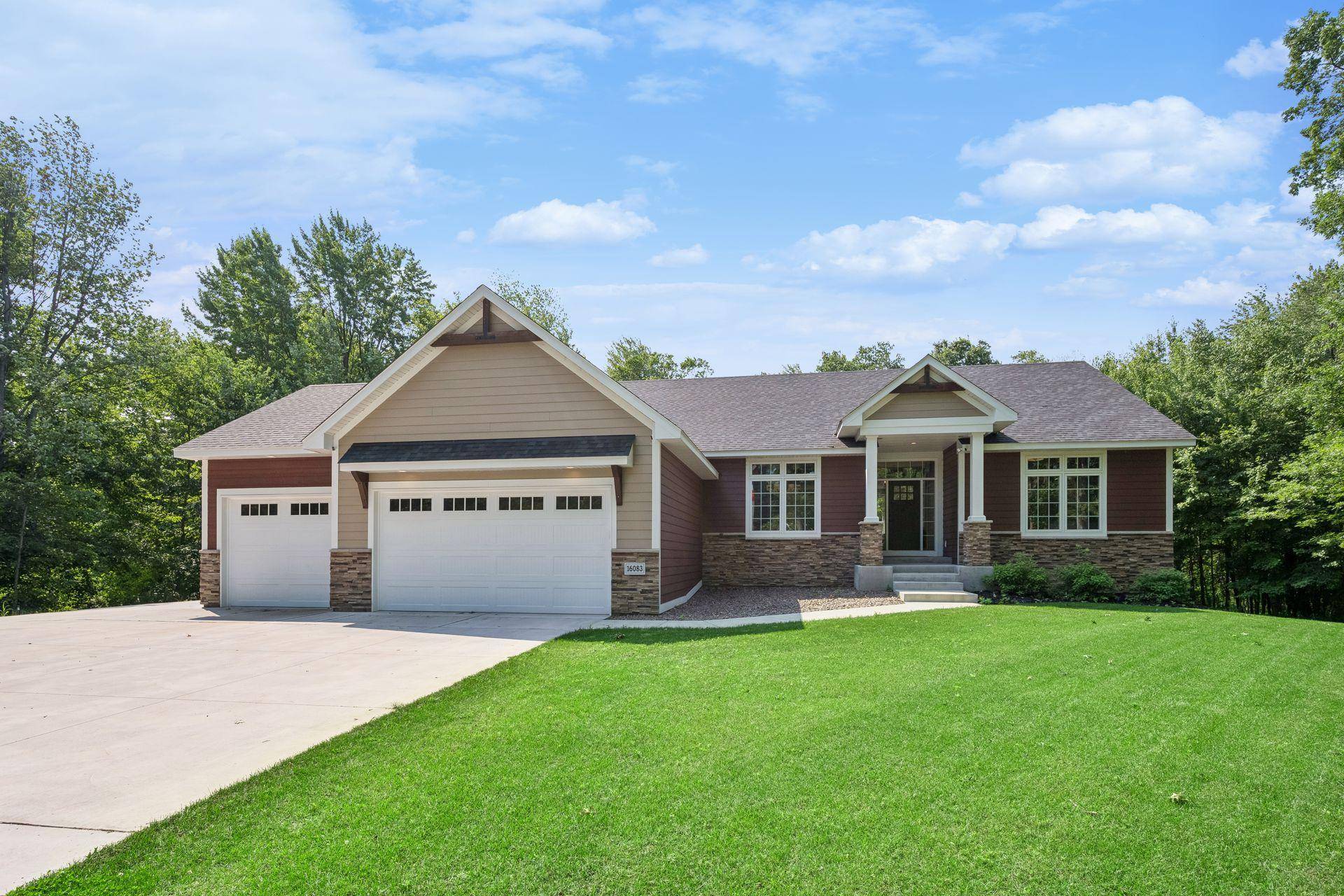 16083 Brant ST NE, Ham Lake, MN 55304