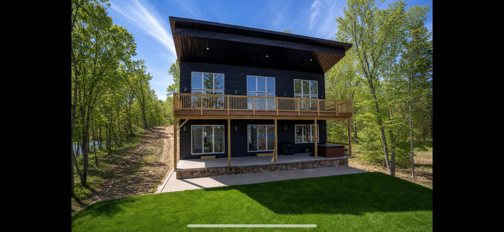 2000 W Chub Lake RD, Carlton, MN 55718