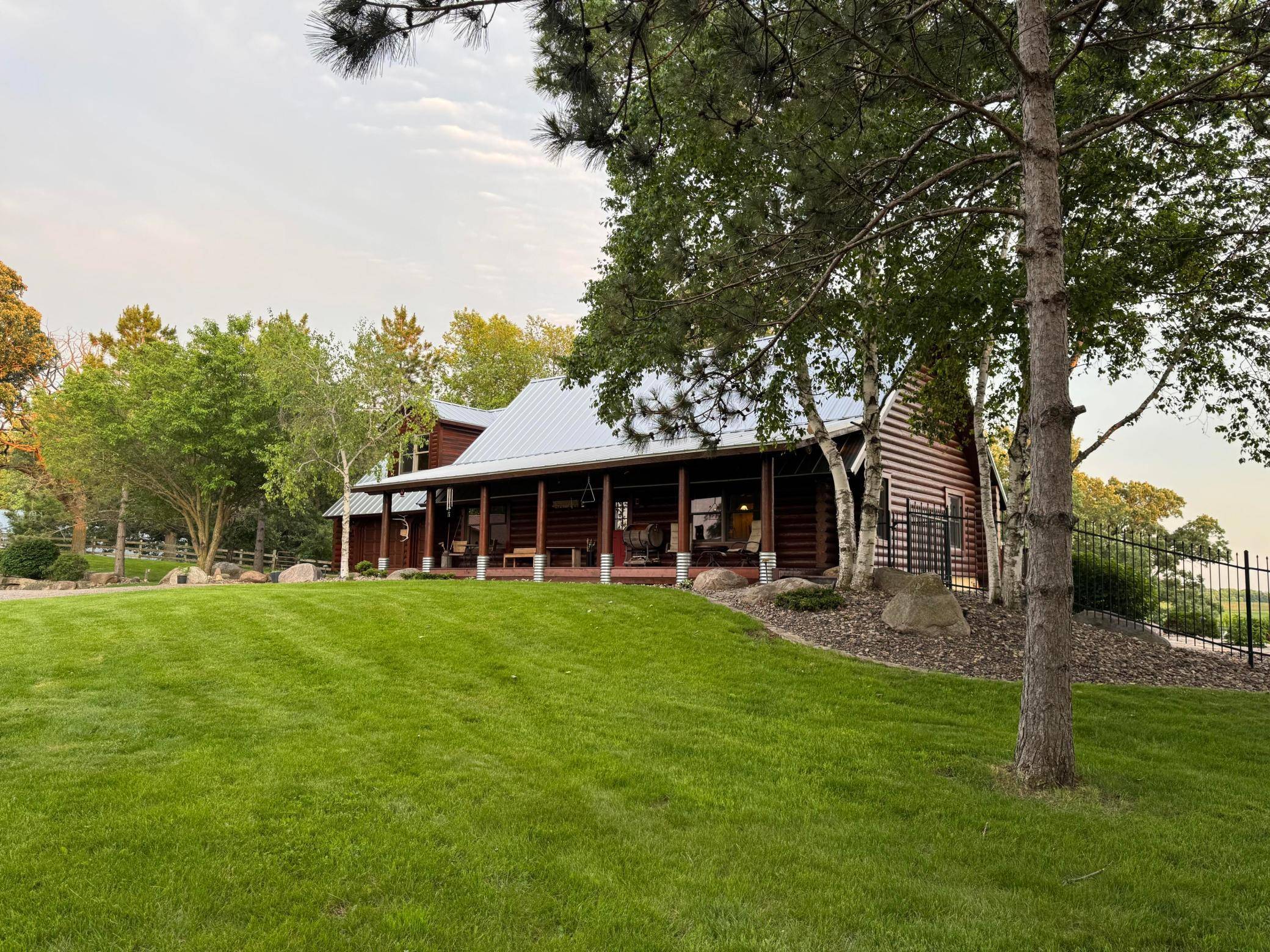 3277 190th ST E, Prior Lake, MN 55372