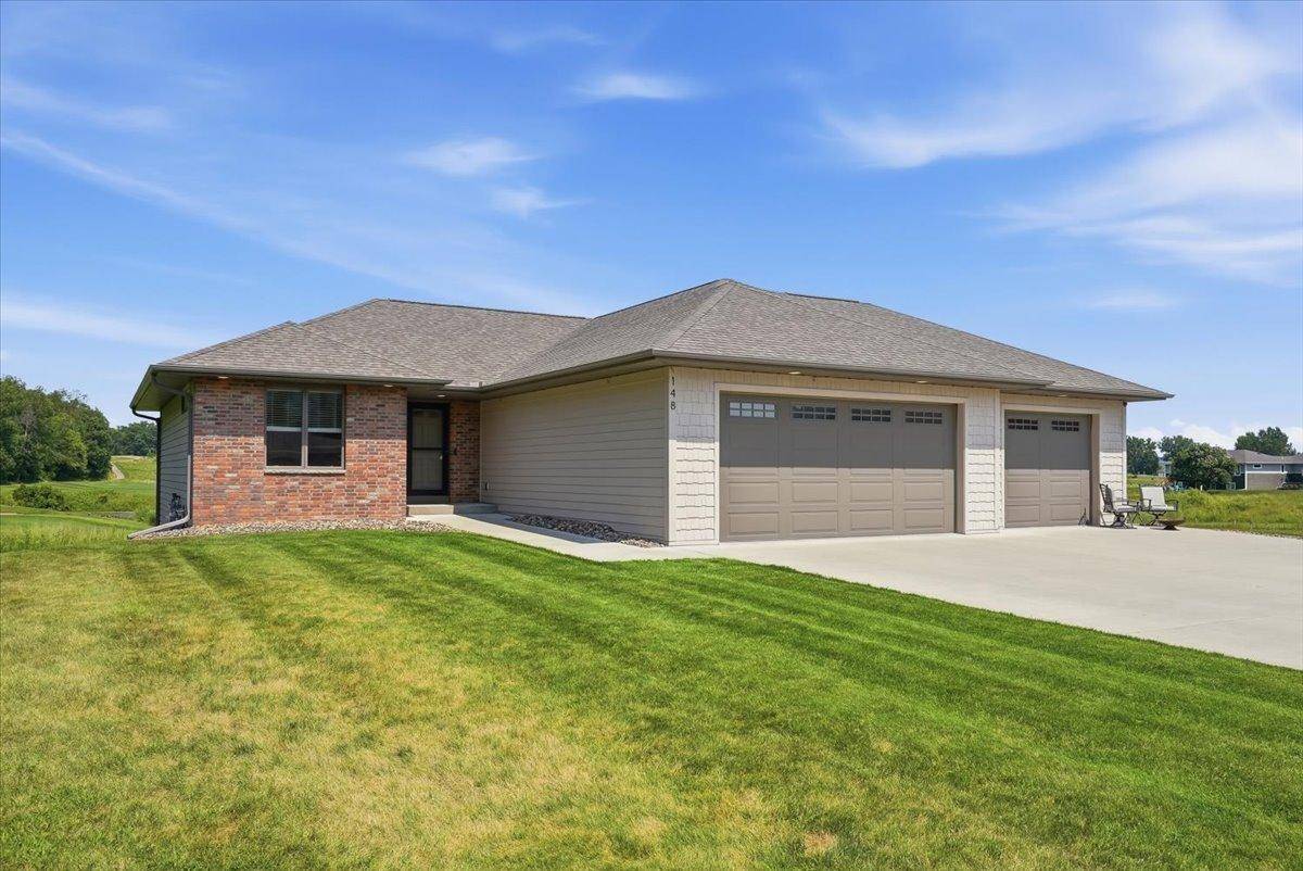 148 Medinah CIR W, Lake City, MN 55041
