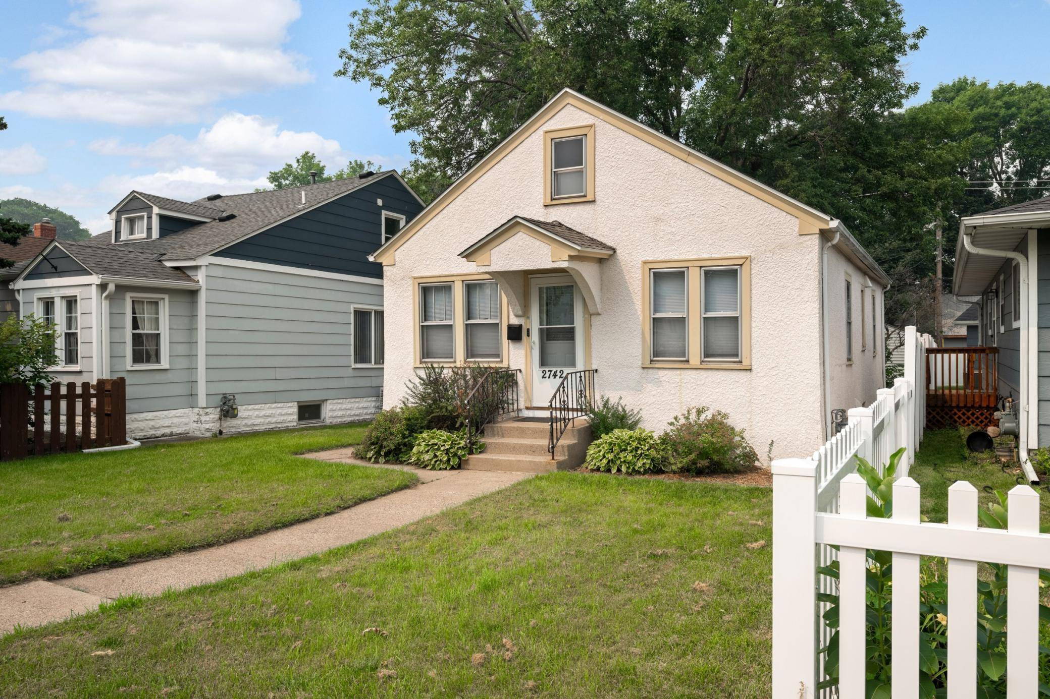 2742 Grand ST NE, Minneapolis, MN 55418