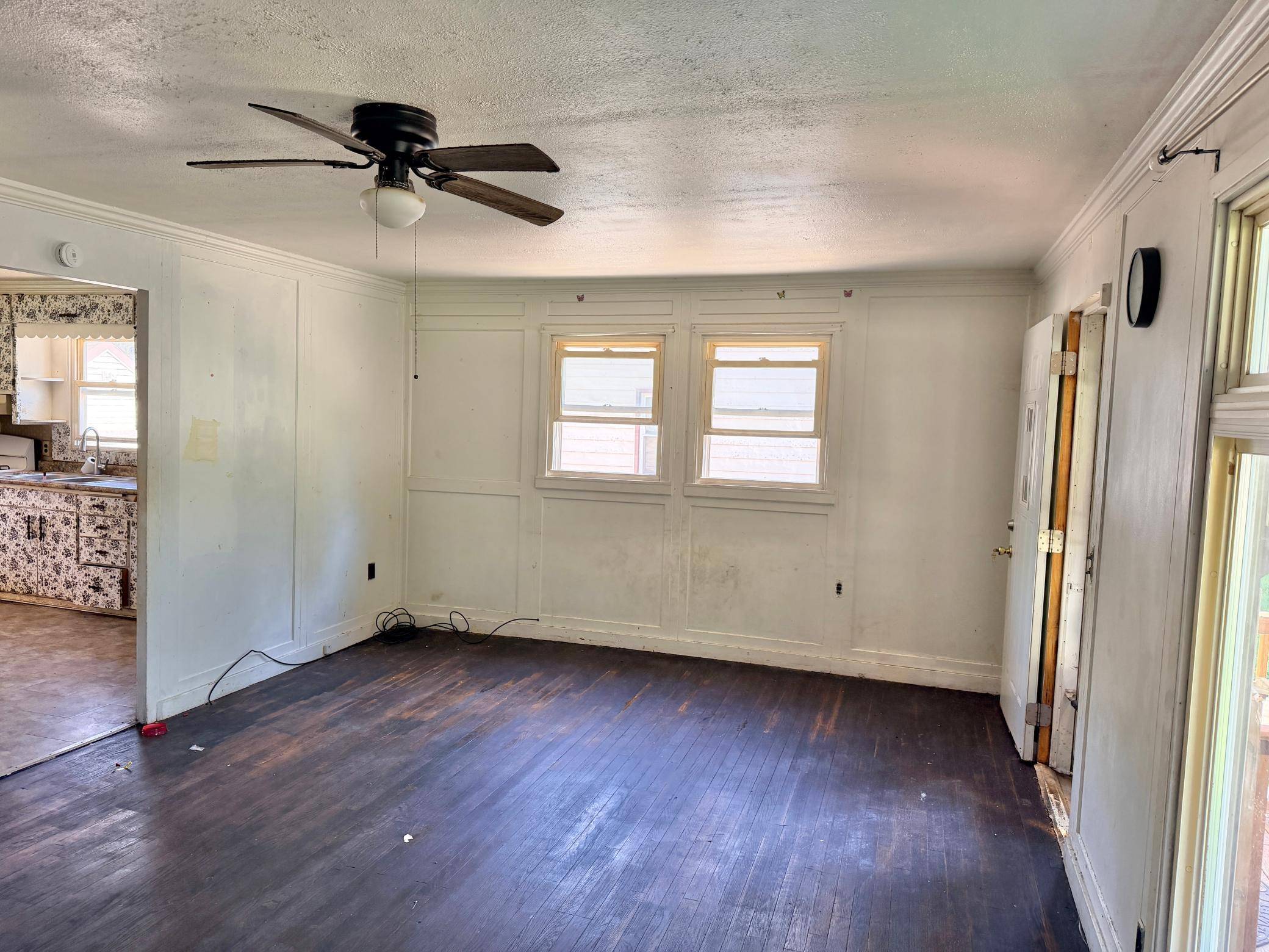 1205 James AVE, Albert Lea, MN 56007
