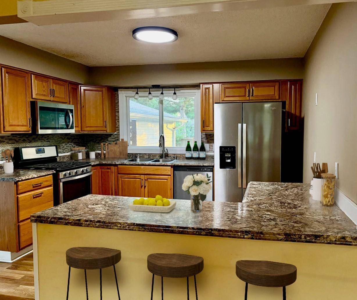 4333 Rahn RD, Eagan, MN 55122