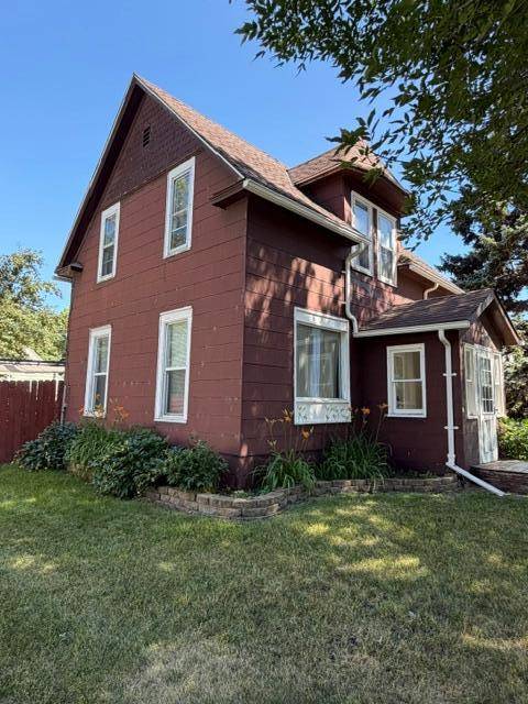 120 4th AVE SE, Mayville, ND 58257