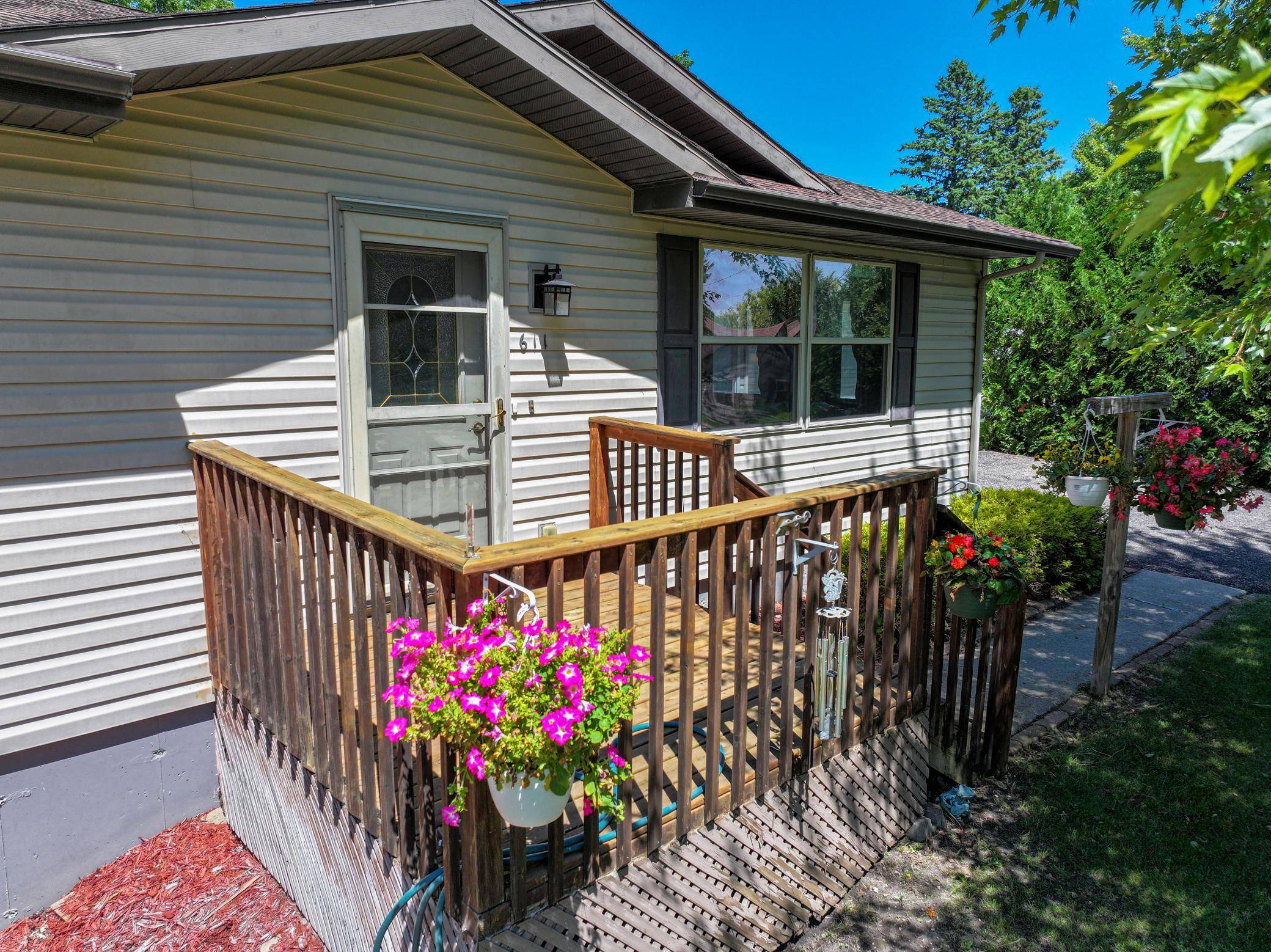 611 E Nestor ST, Osakis, MN 56360