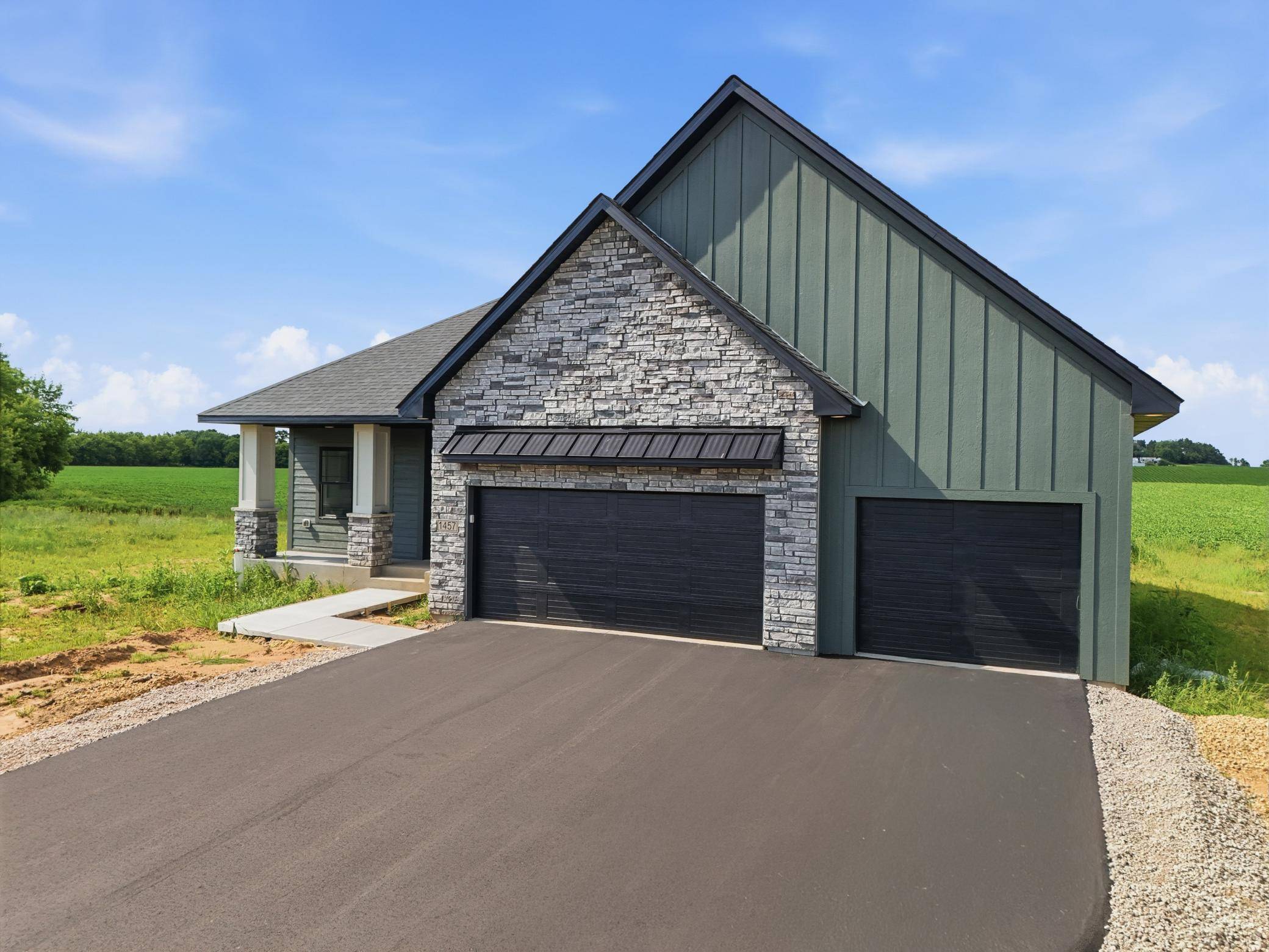 1457 Otter WAY, New Richmond, WI 54017