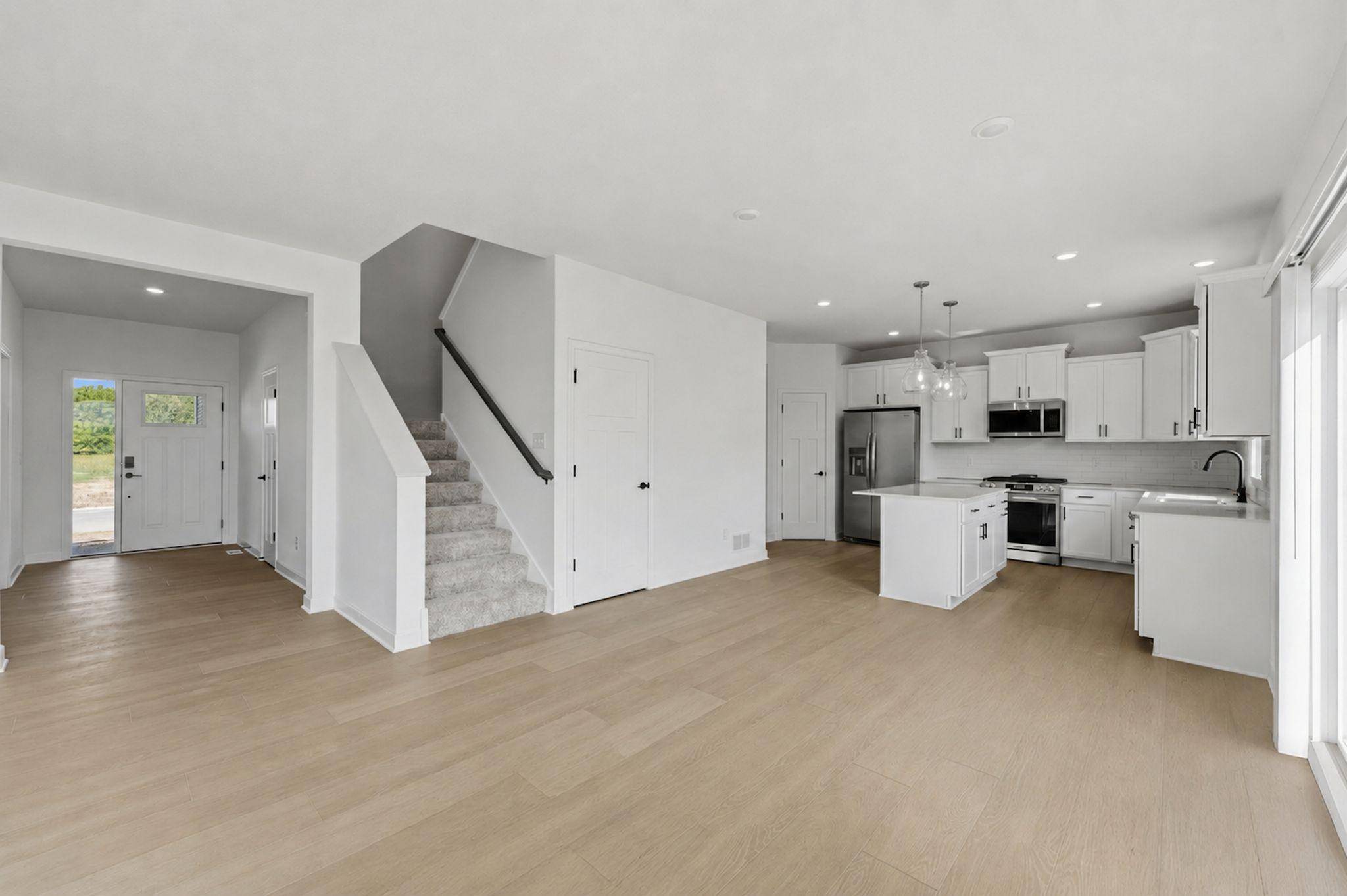 1921 Ravine RD, Carver, MN 55315