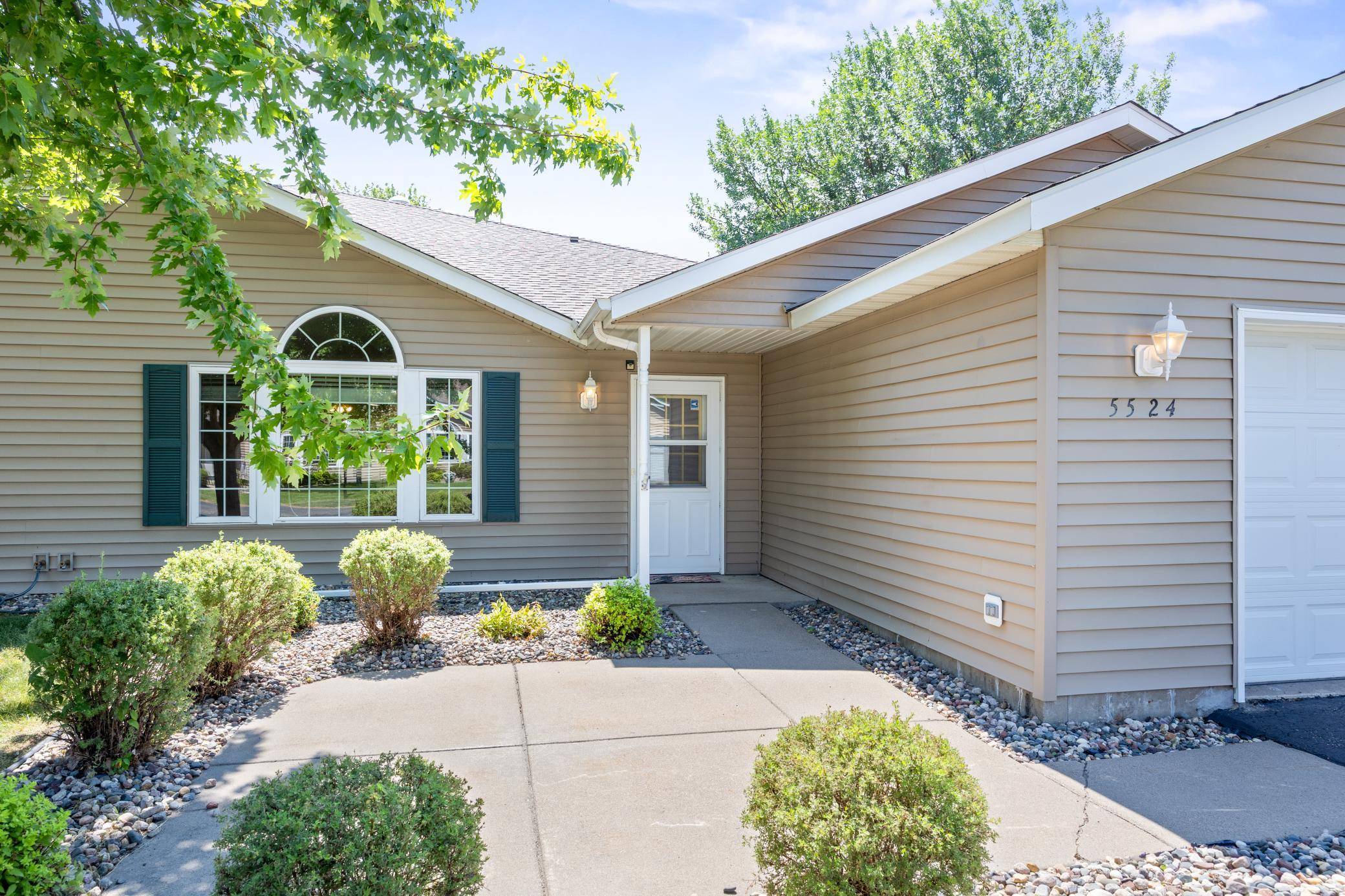 5524 Kalland AVE NE, Albertville, MN 55301