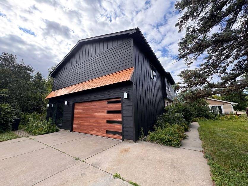 6601 Naomi DR, Edina, MN 55439